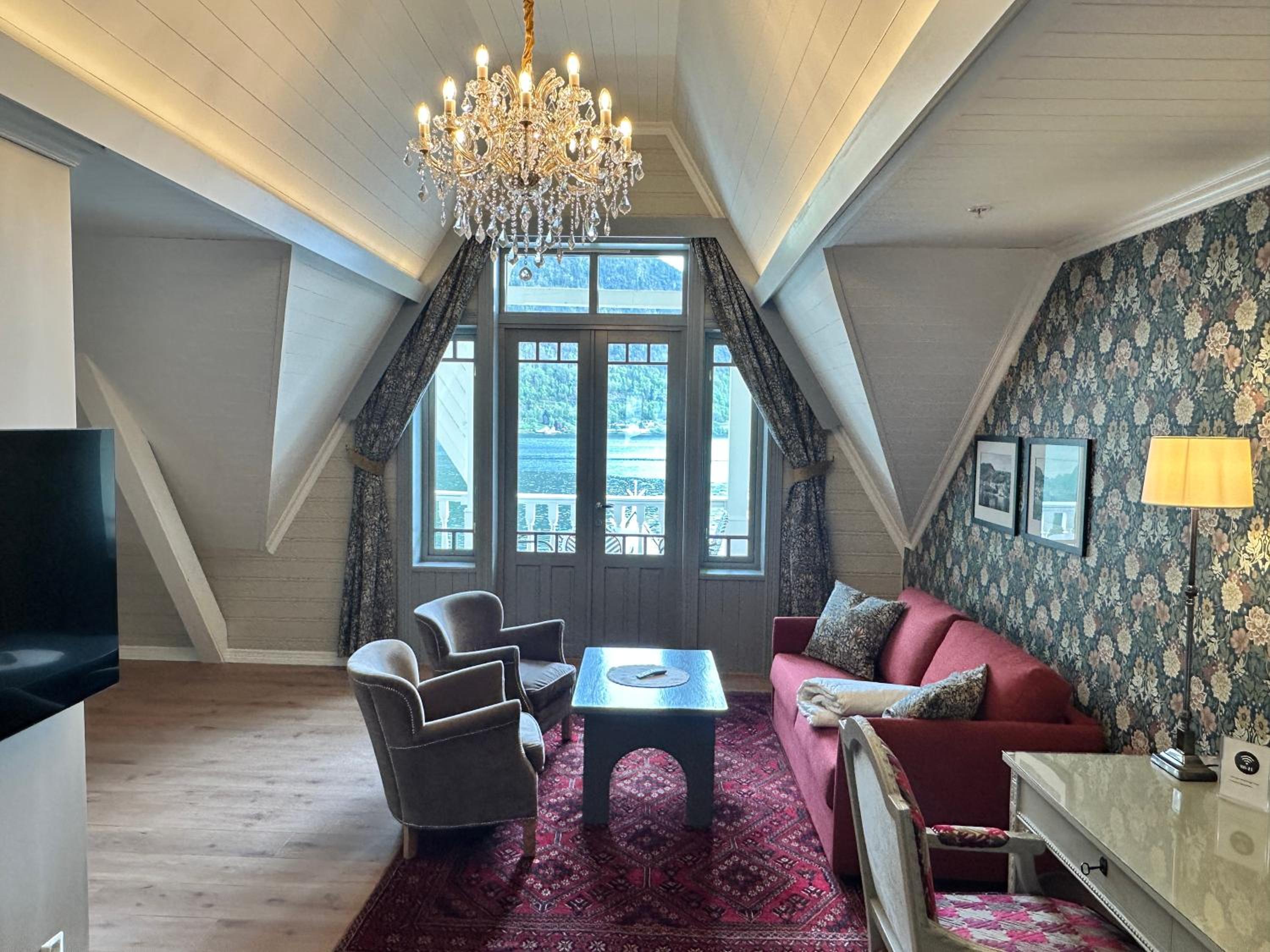 Historic Suite with Fjord View and Balcony  - Photo 6