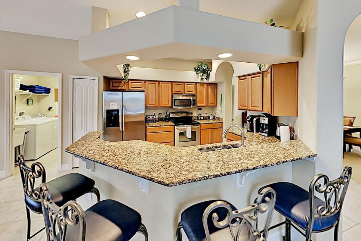 Four-Bedroom House photo 3