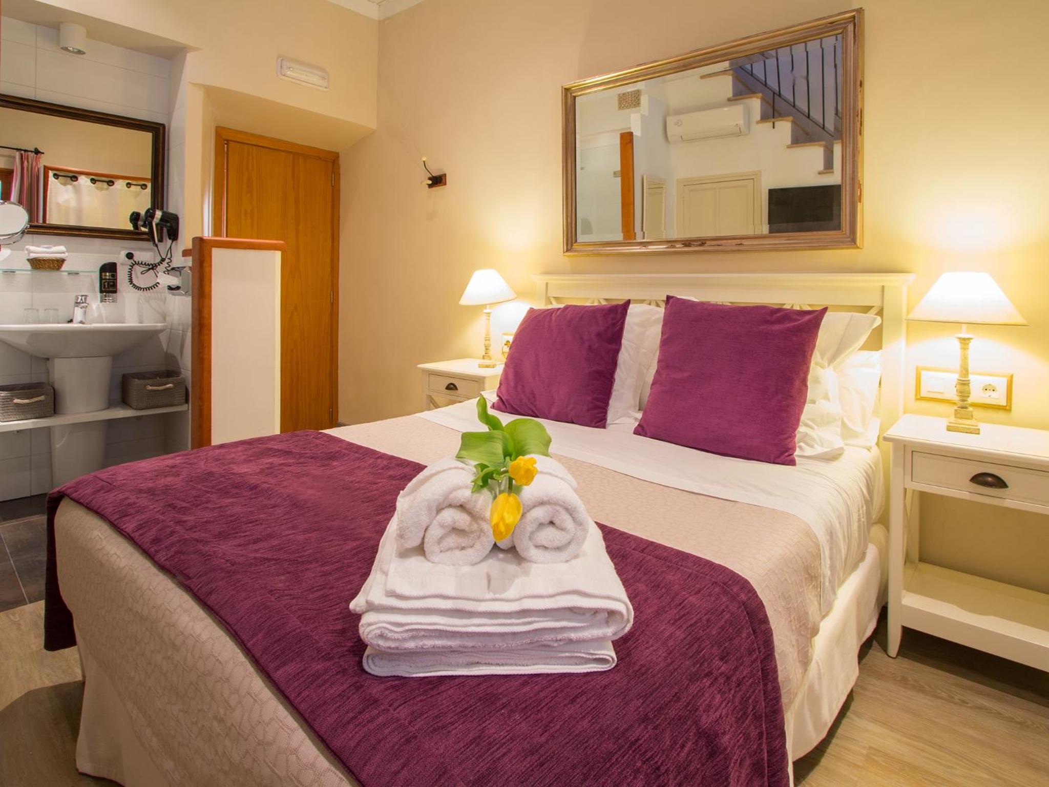 Double Room with Terrace - Photo 1