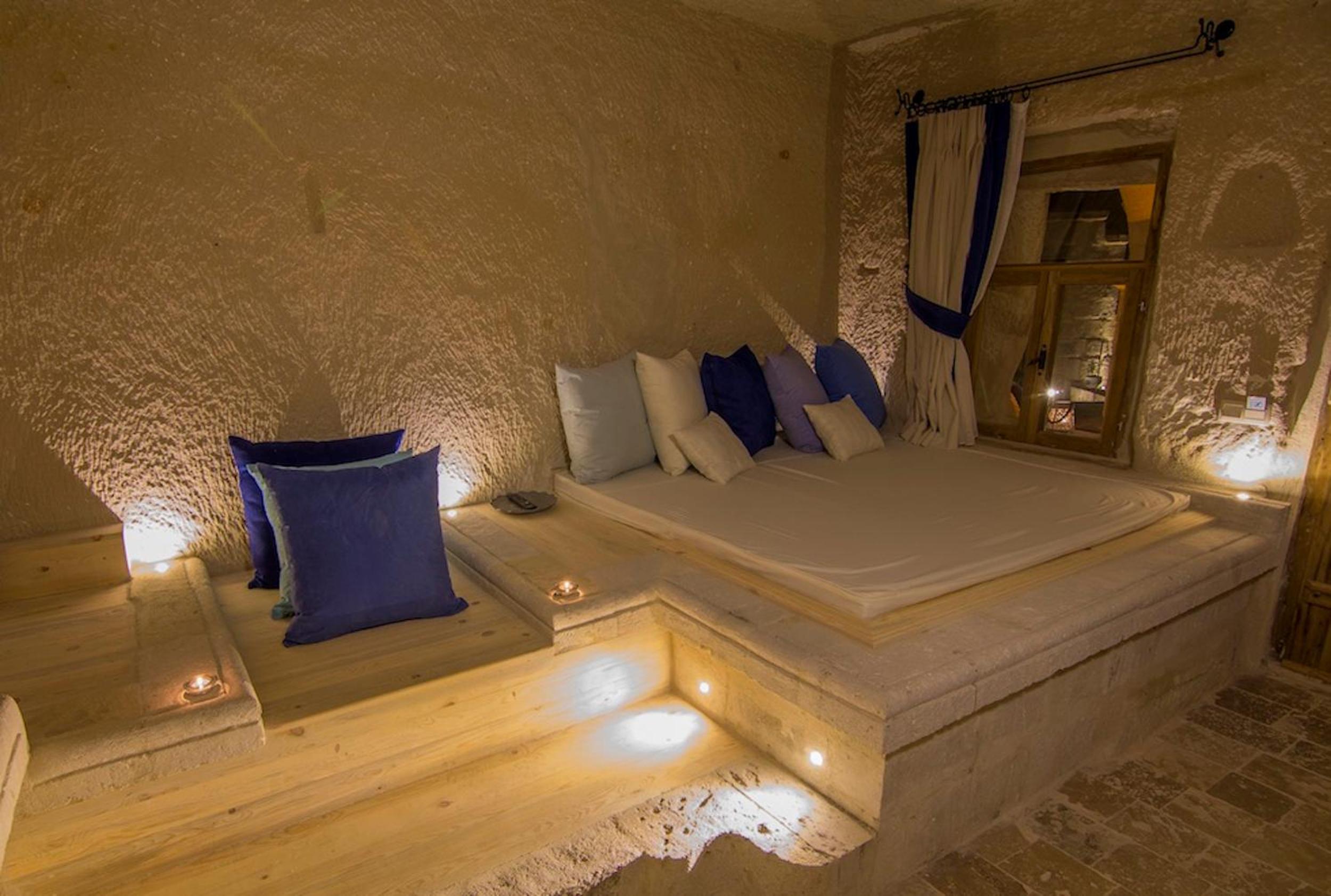 Deluxe Cave Suite - Photo 4