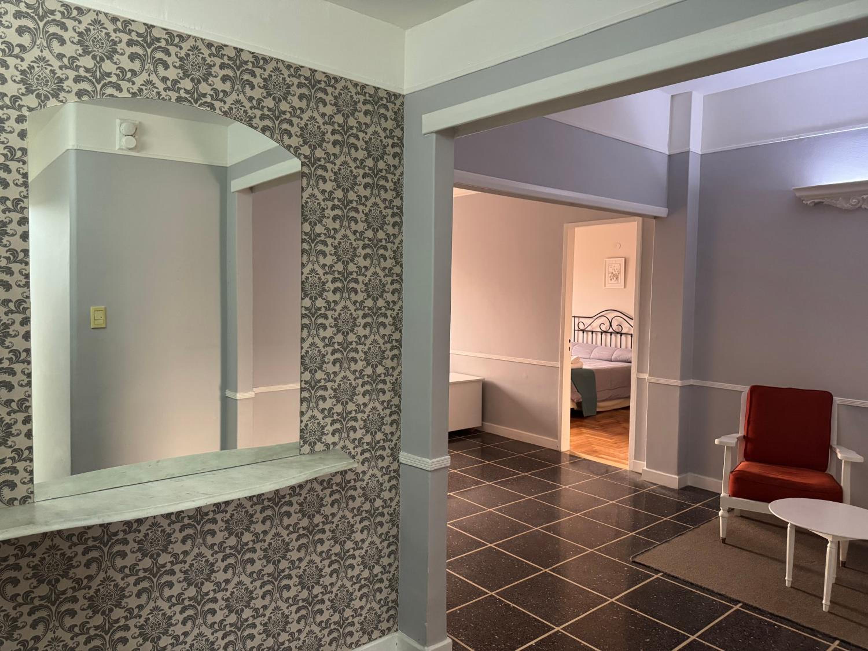 Hotel Lyon by MH — Deluxe Family Room