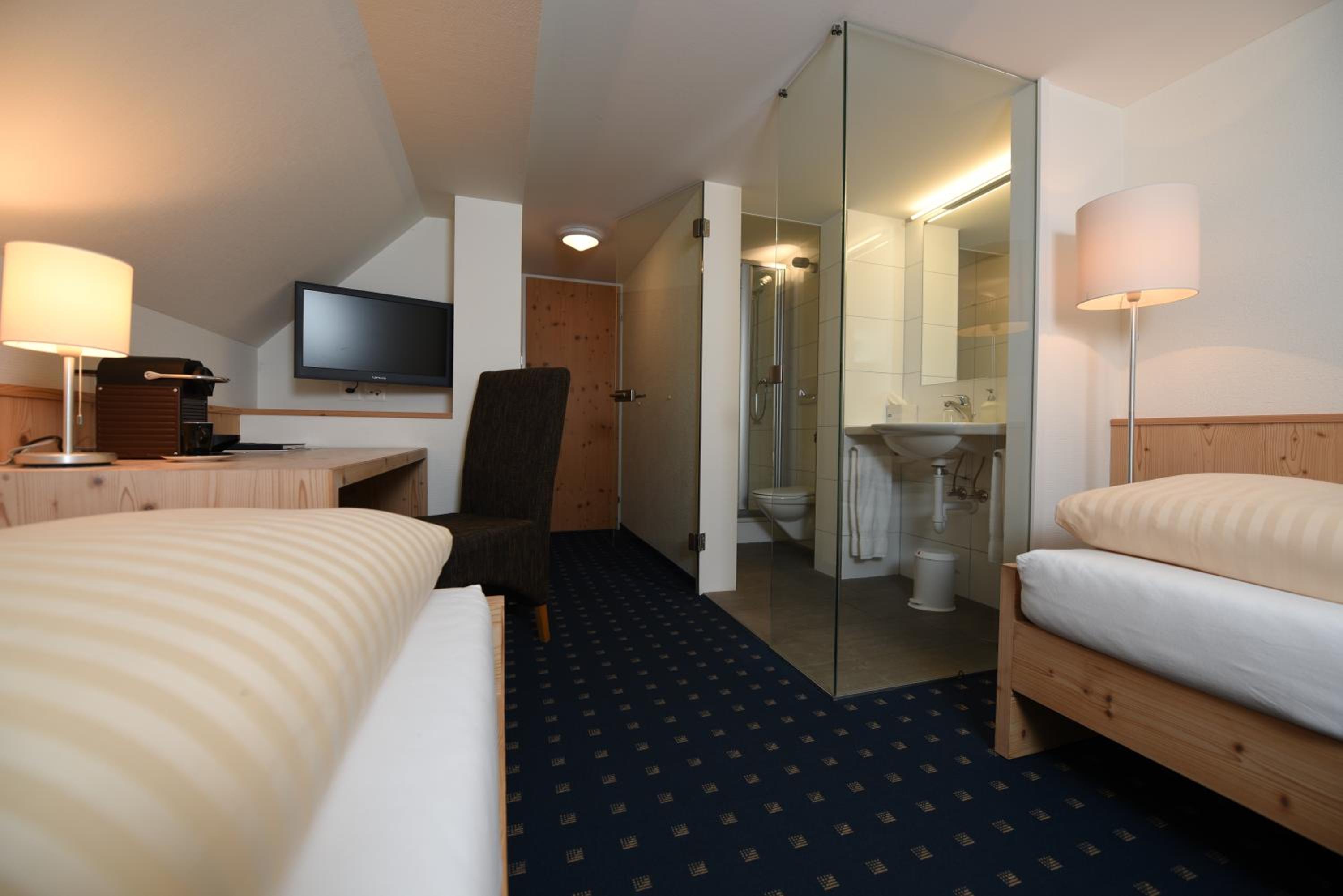 Single Room photo 2