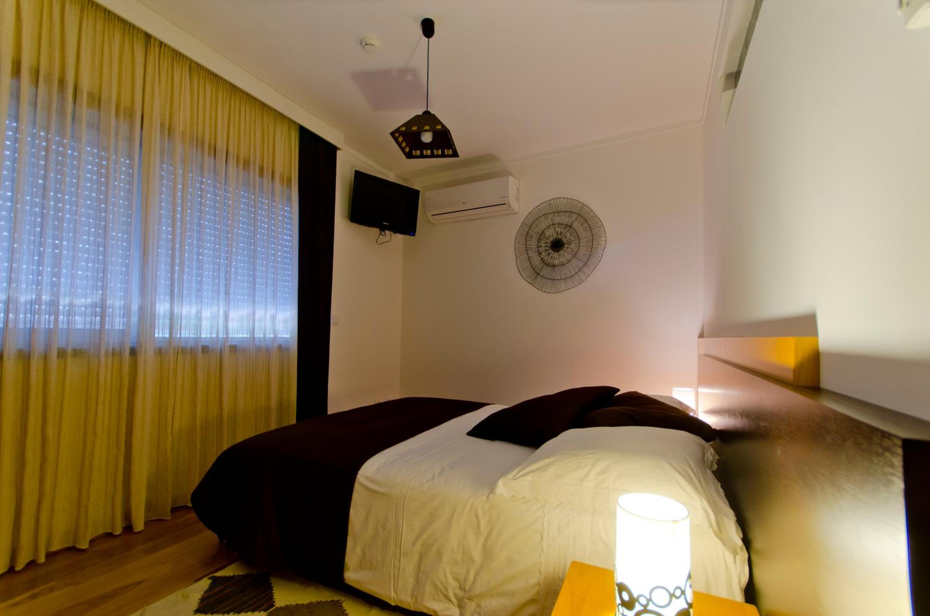 Four-Bedroom House photo 2