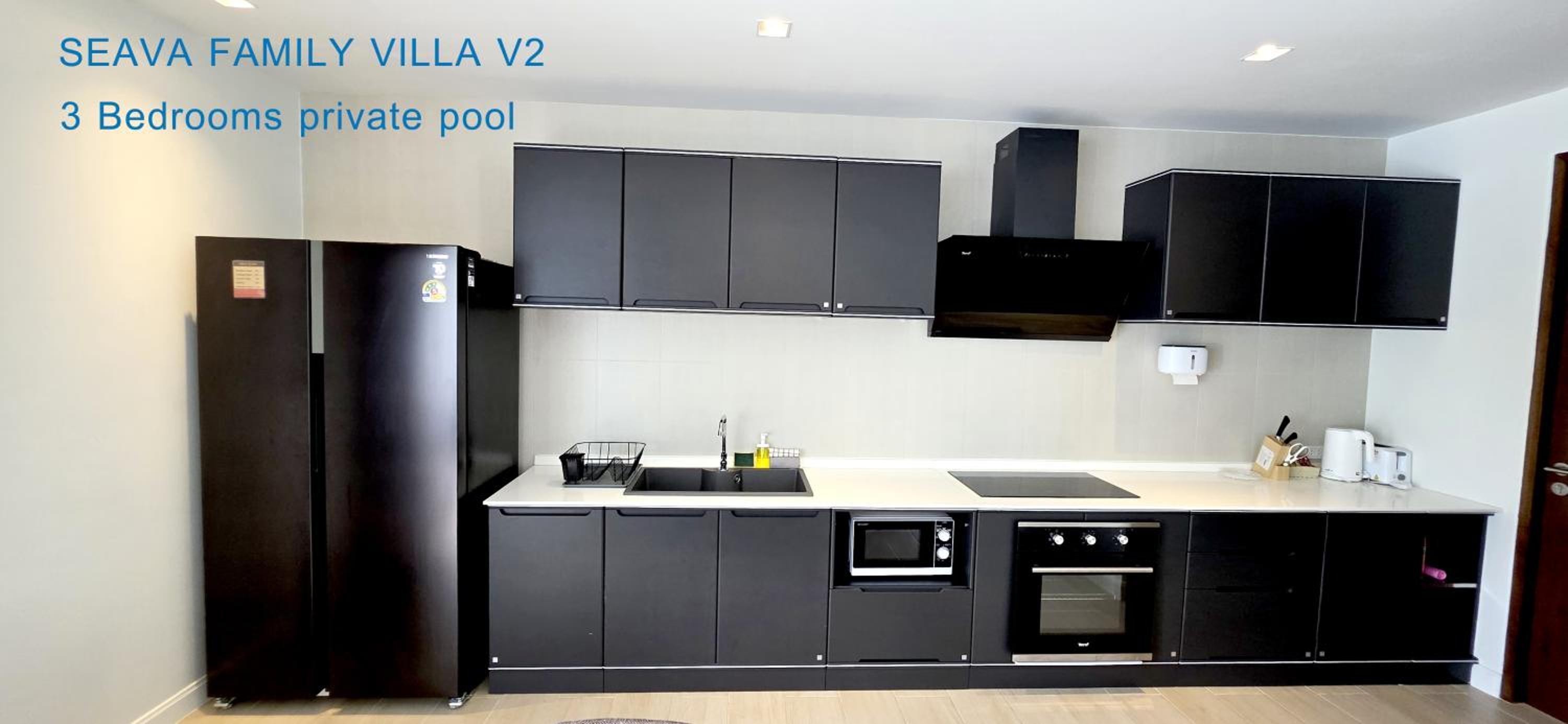 Three-Bedroom Villa - Photo 3