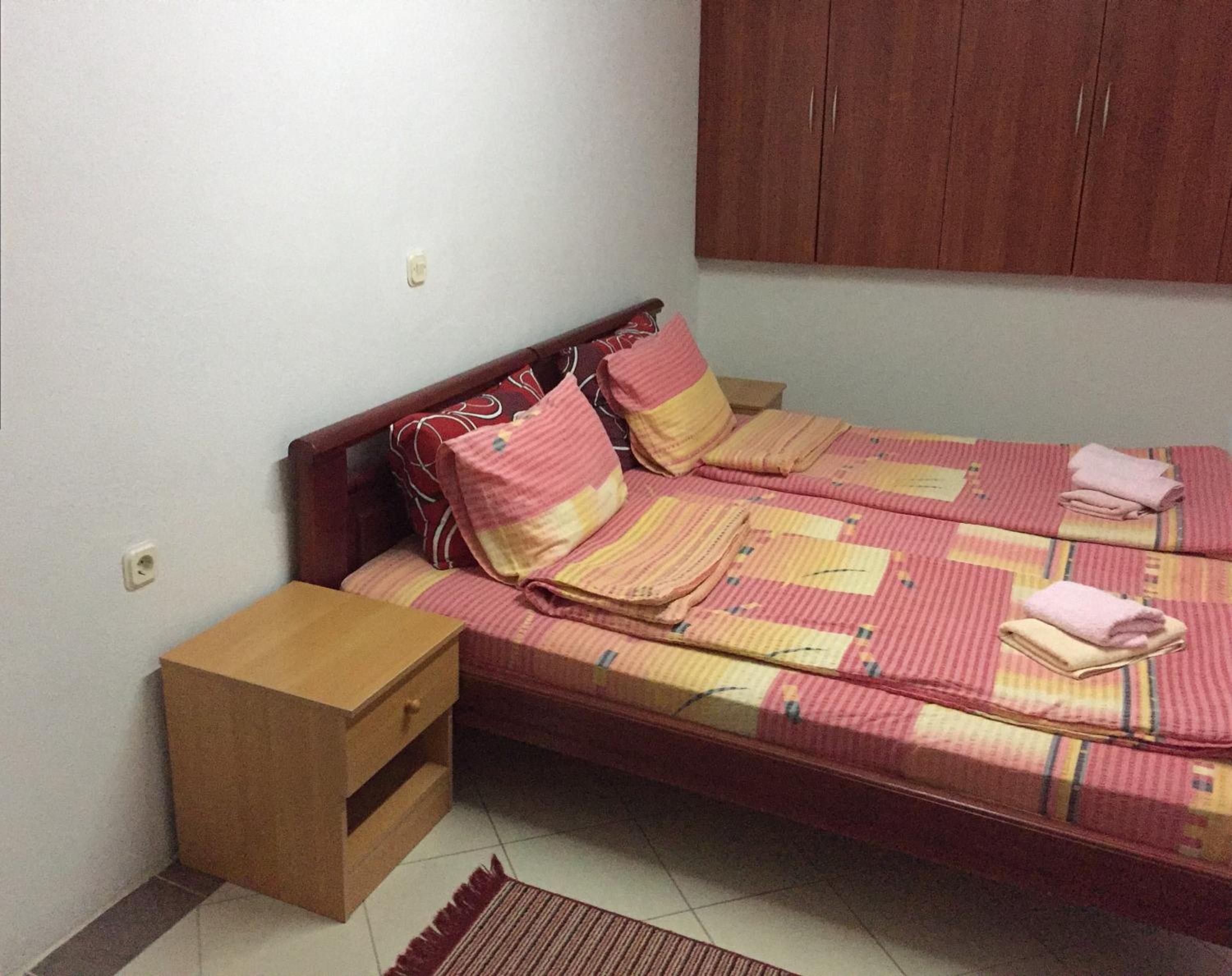 One-Bedroom Apartment with Balcony photo 2