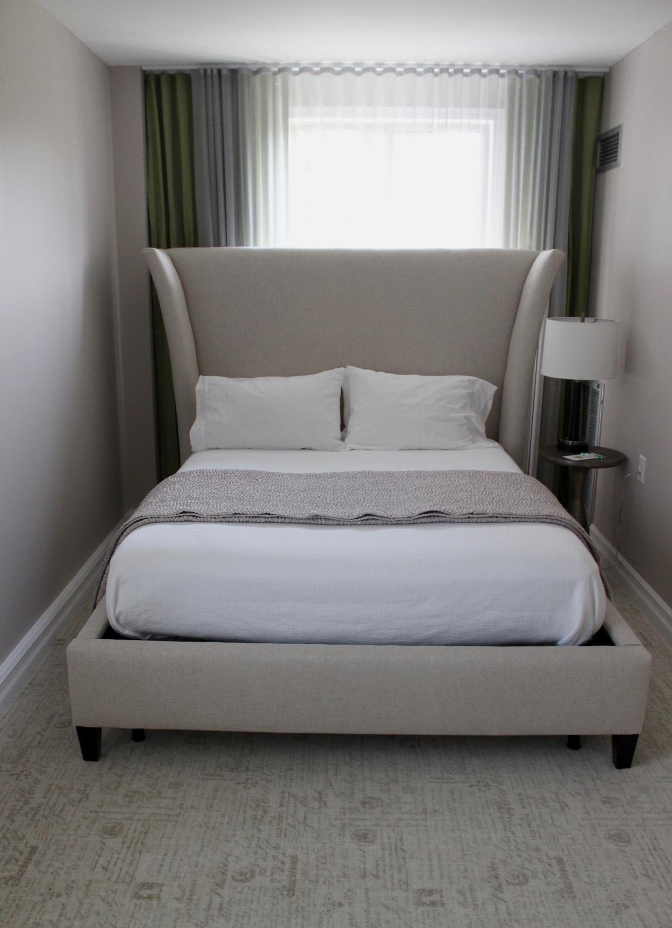 Luxury Two Bedroom Suite with Kitchen photo 1
