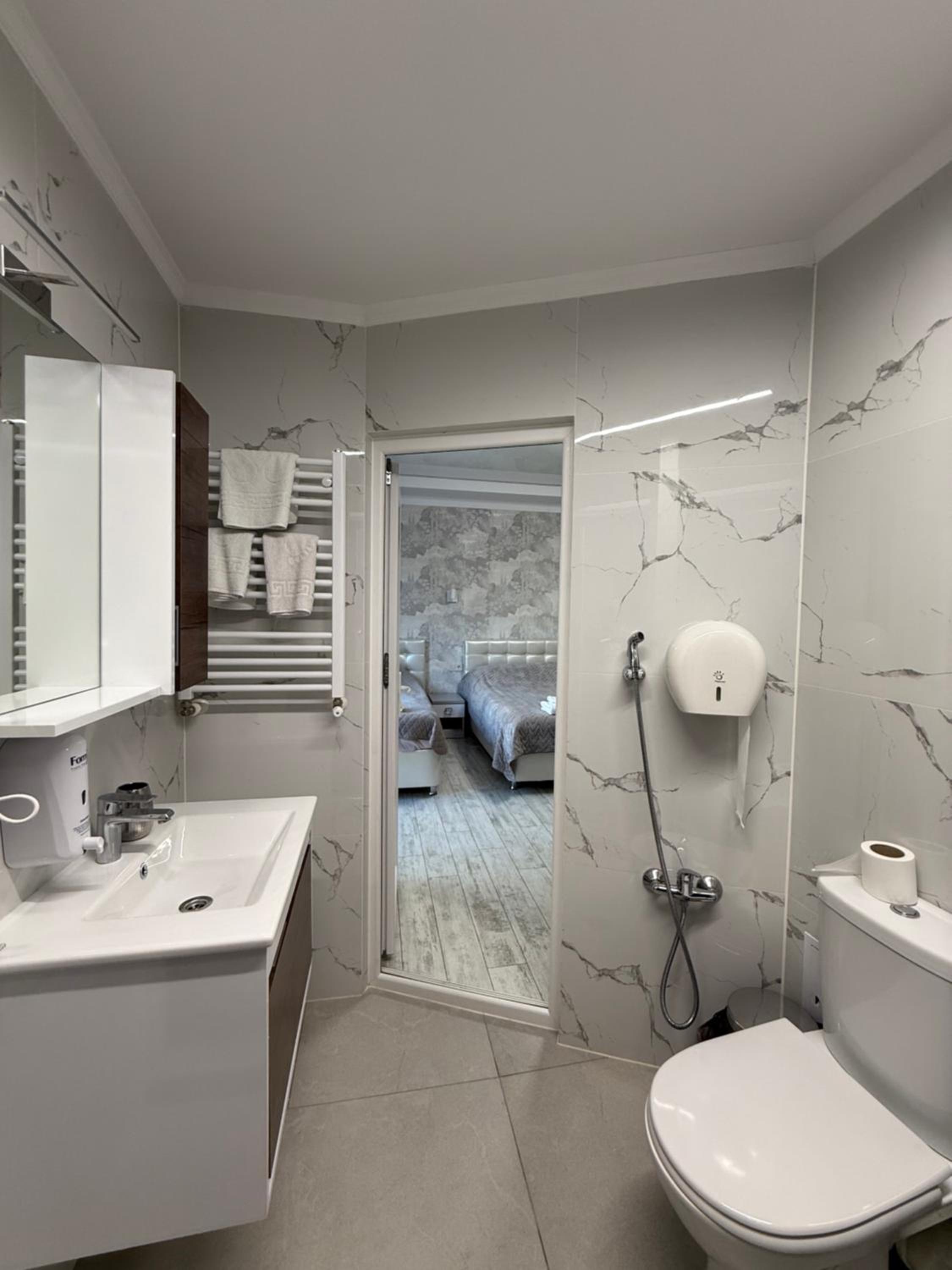Superior Quadruple Room photo 2