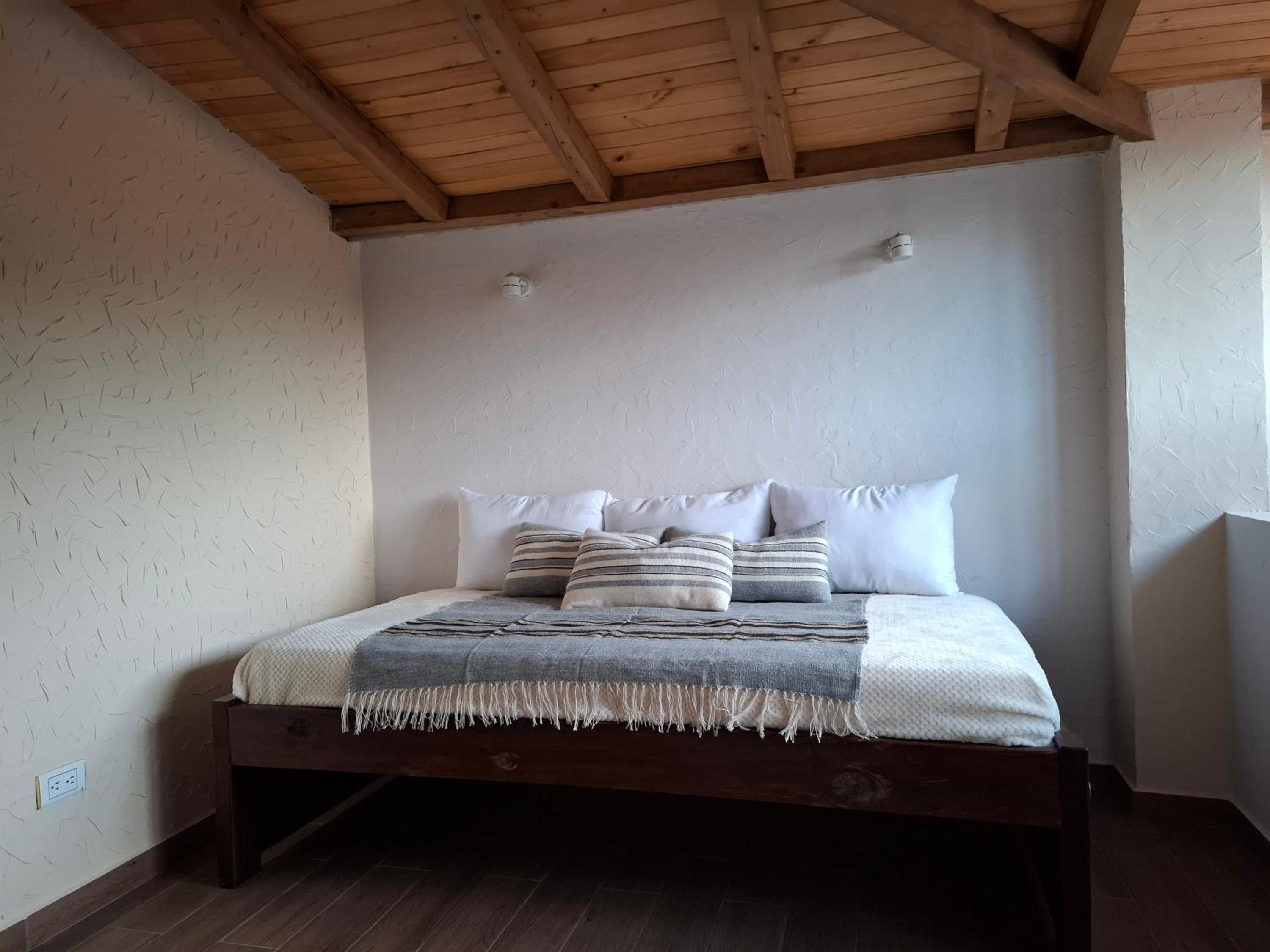 Two-Bedroom Deluxe Apartment with Balcony photo 3
