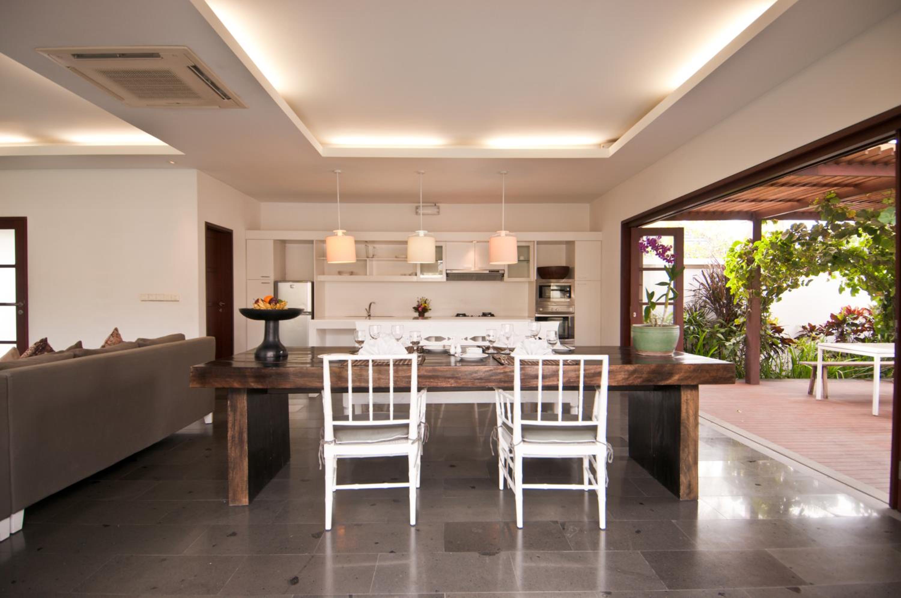 Two-Bedroom Villa with Private Pool - Photo 9