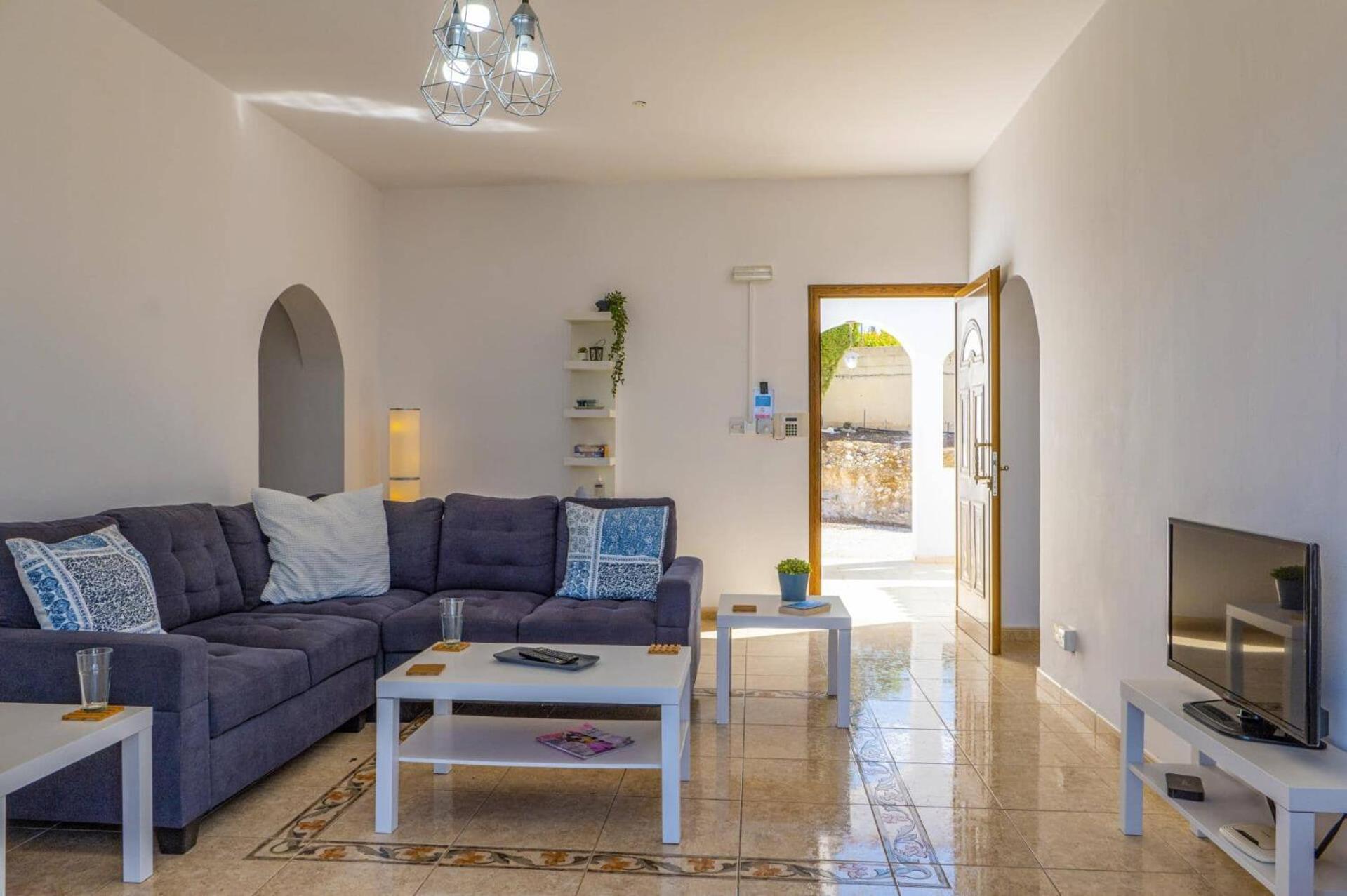 Villa photo 3