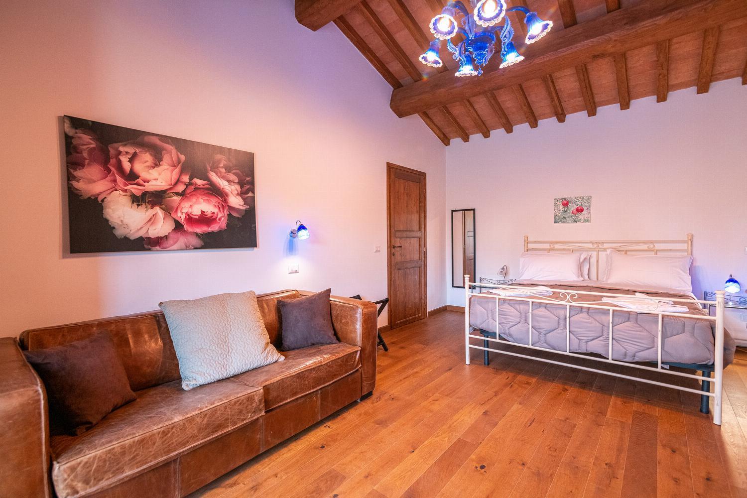Villa photo 3