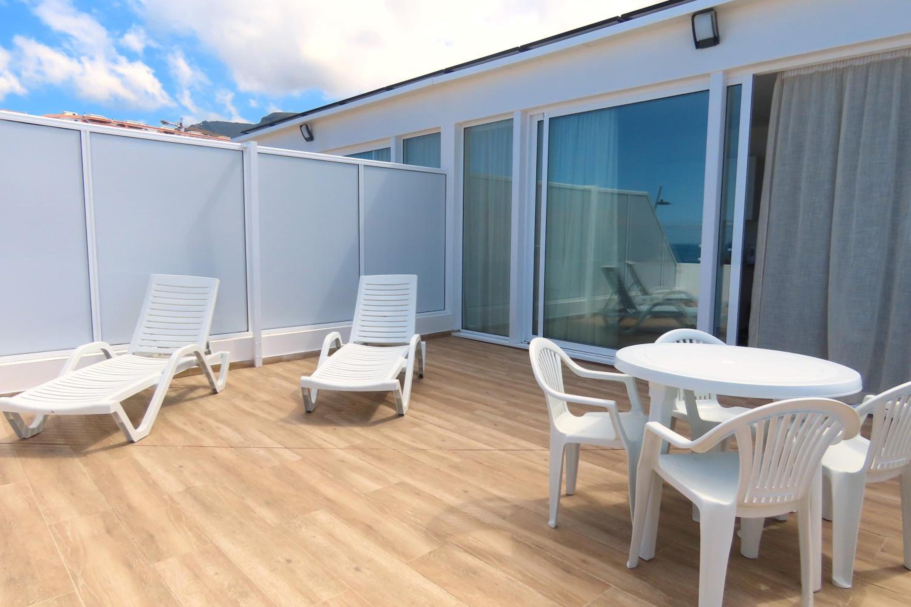 Studio with Balcony