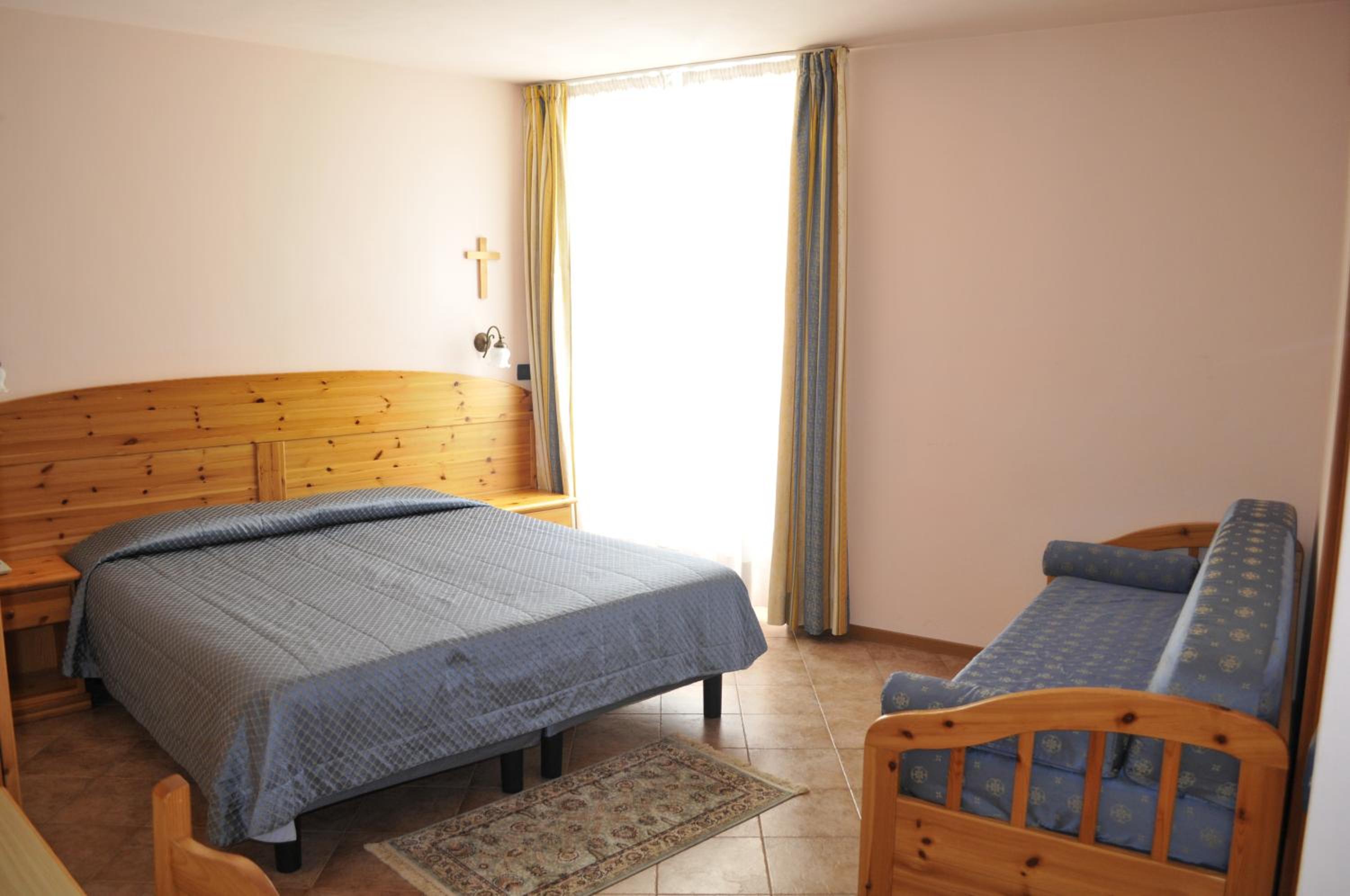 Superior Double or Twin Room - Photo 5