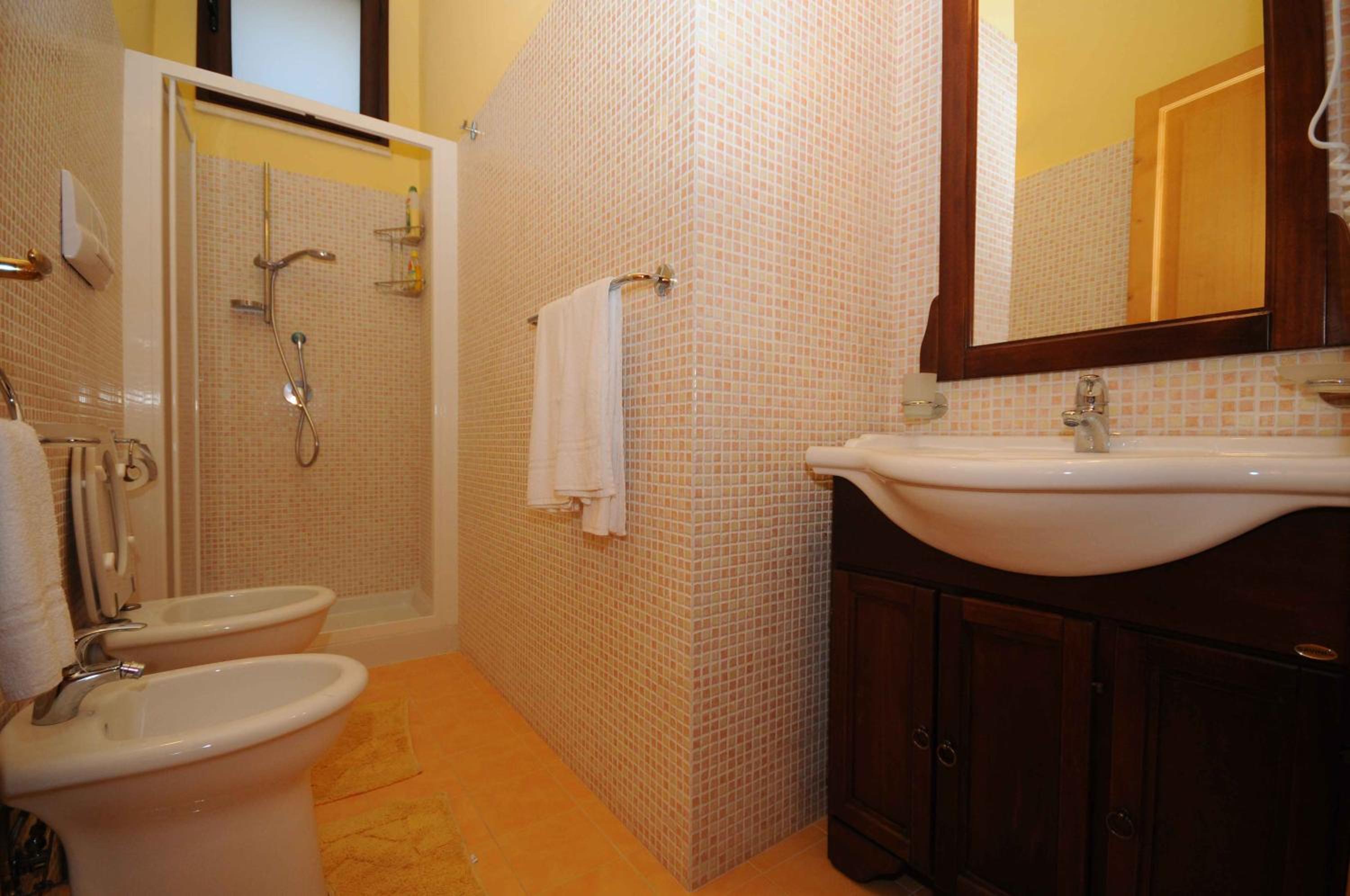 Deluxe Apartment photo 3