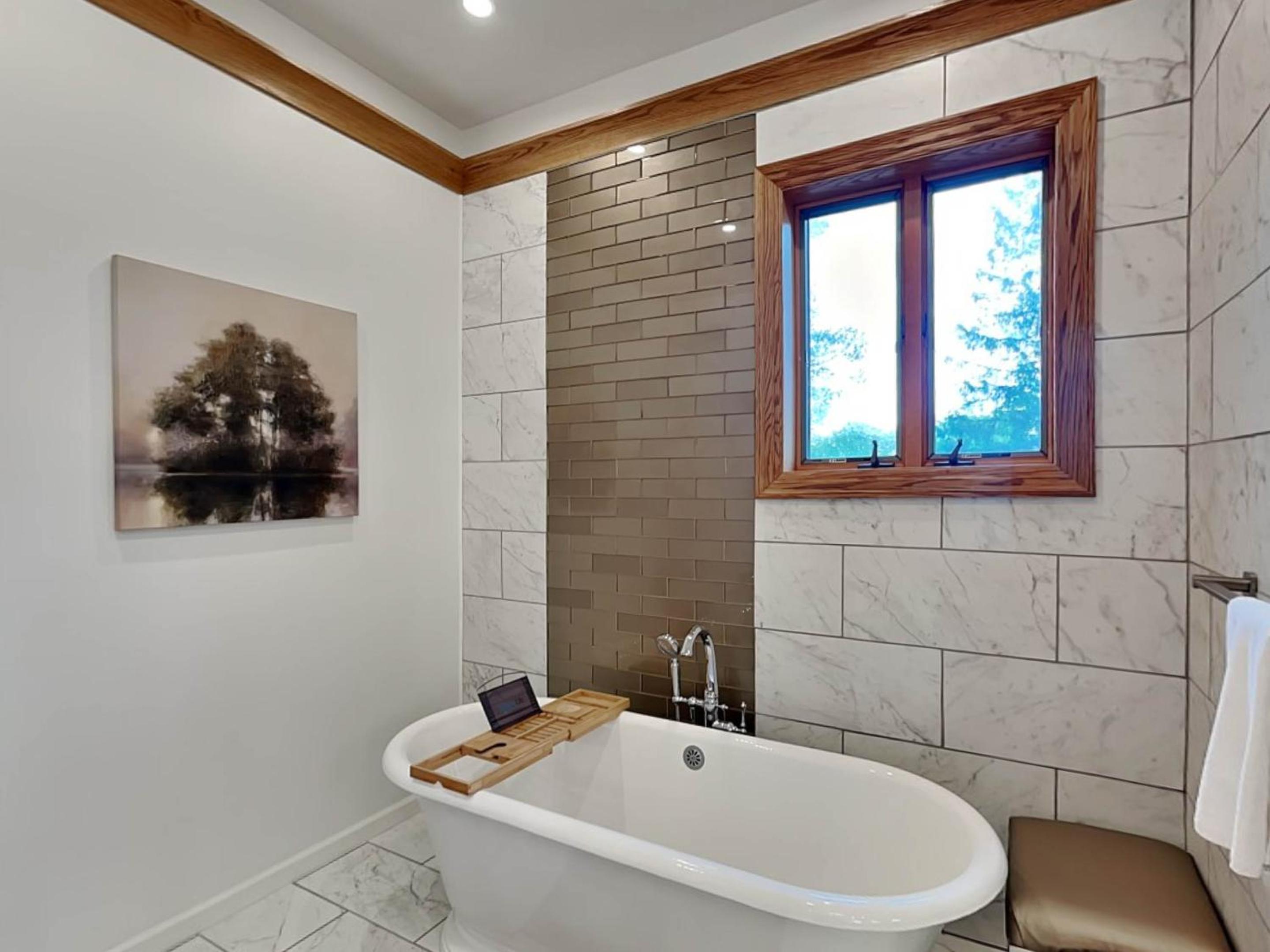 Four-Bedroom House photo 2