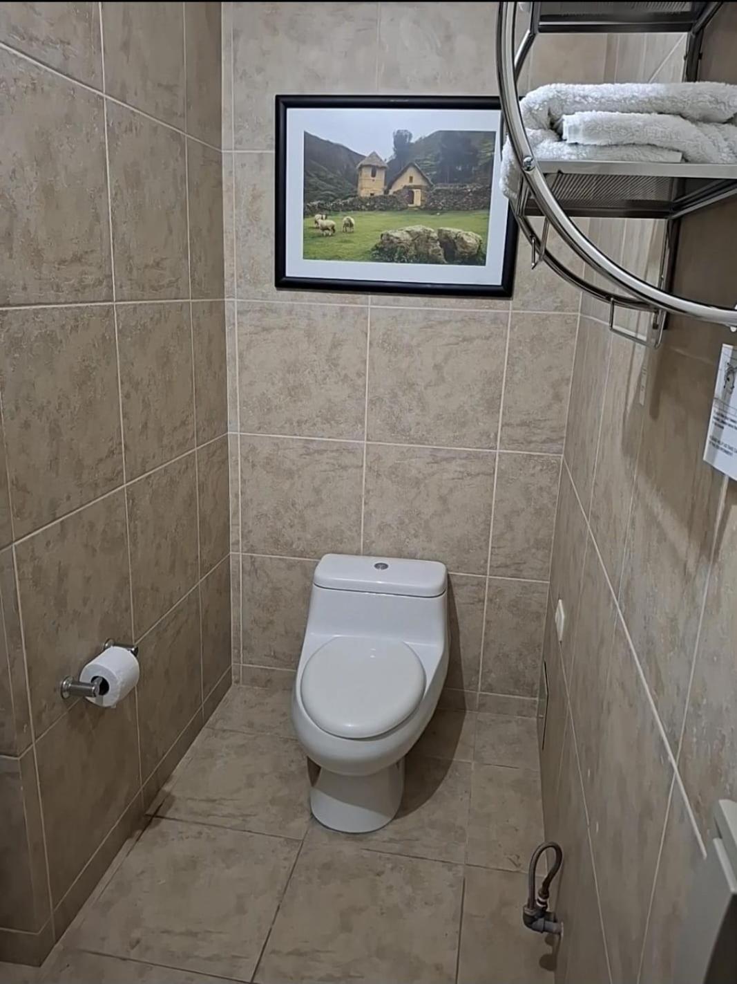 Triple Room with Private Bathroom - Photo 9