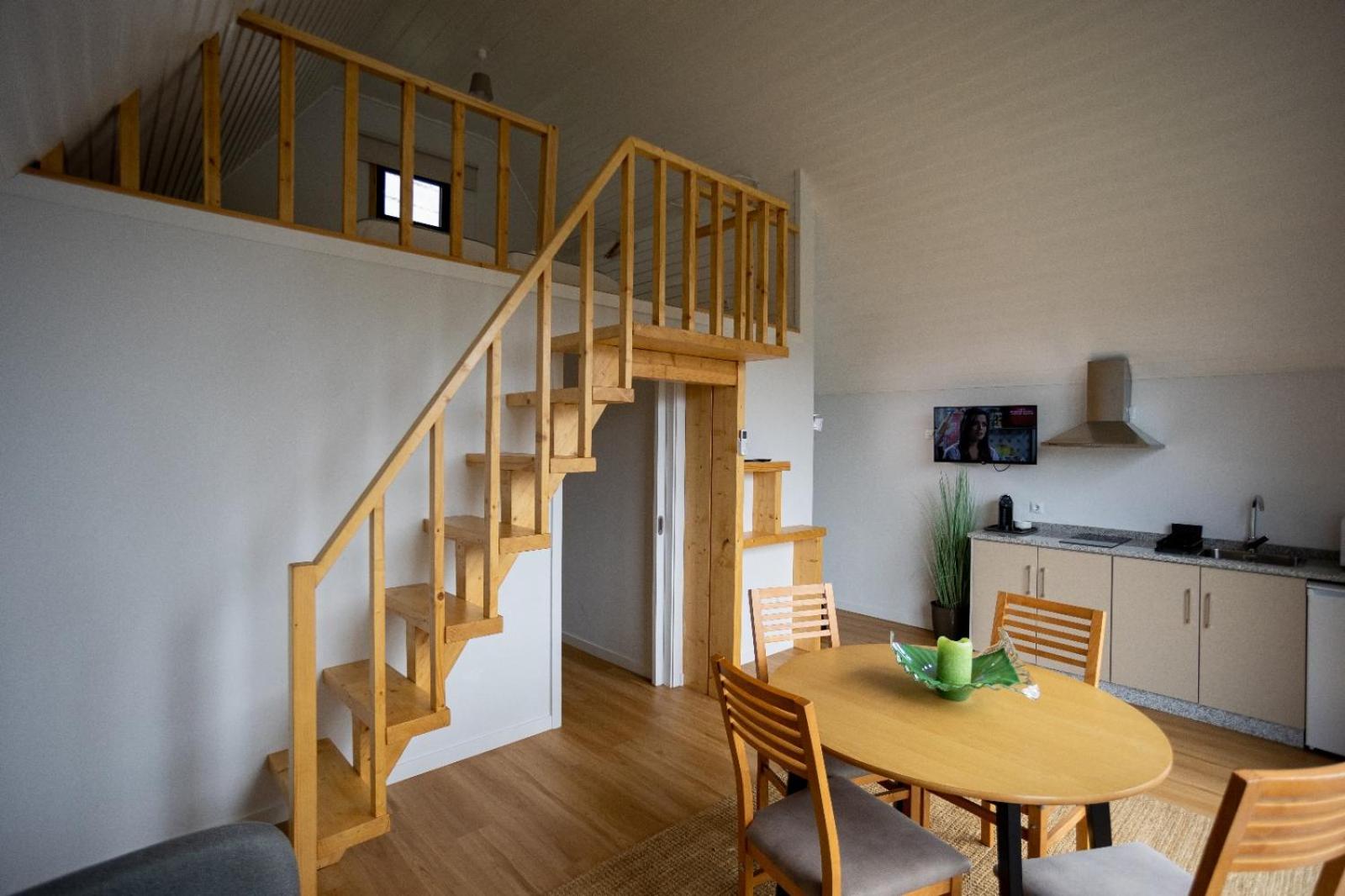 Two-Bedroom Bungalow - Photo 8
