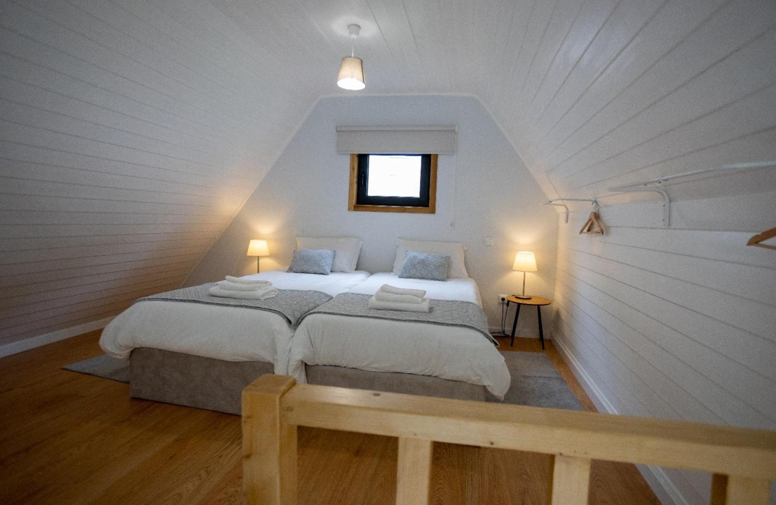 Two-Bedroom Bungalow - Photo 9