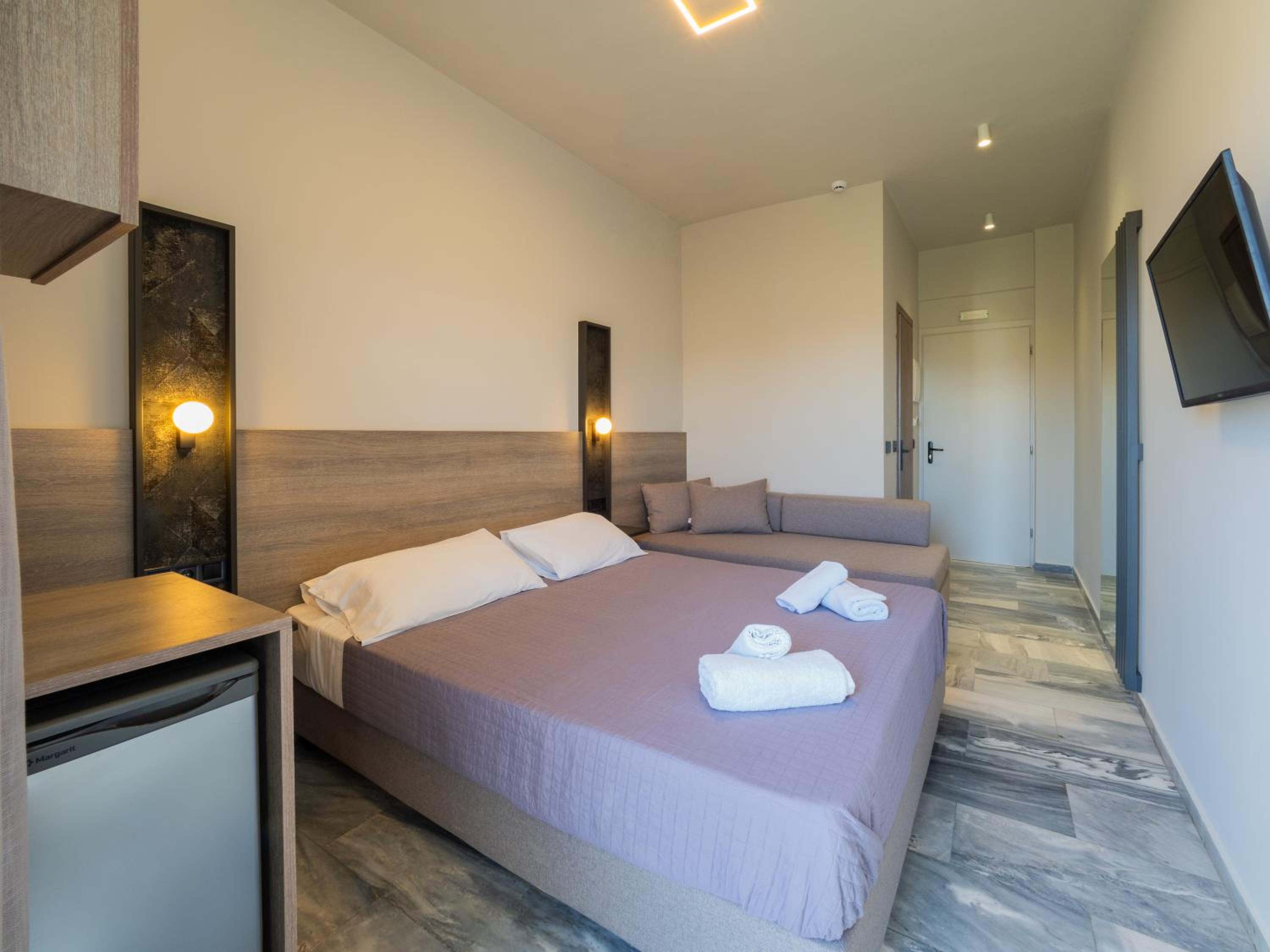 Triple Room photo 2