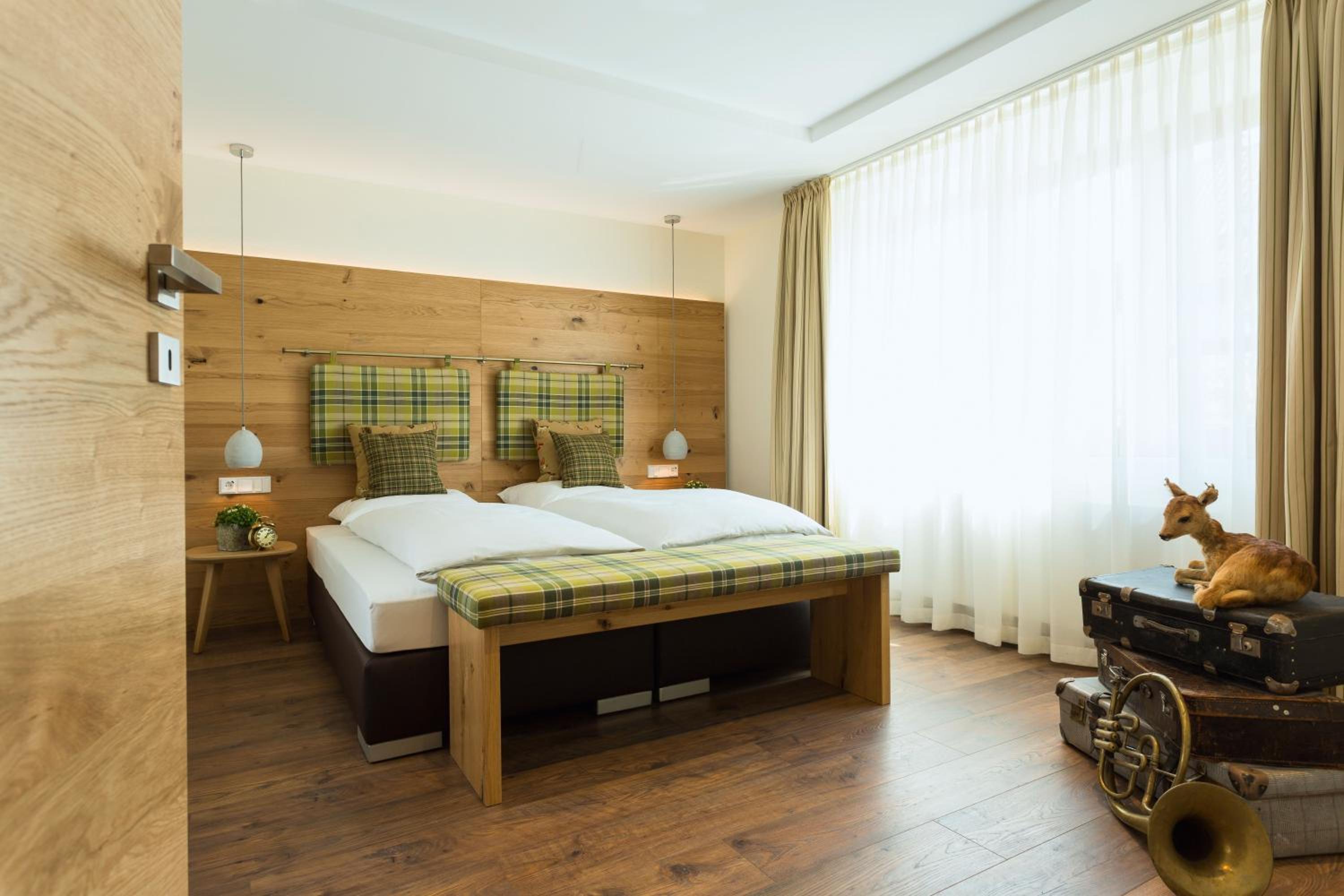 Suite - Photo 4