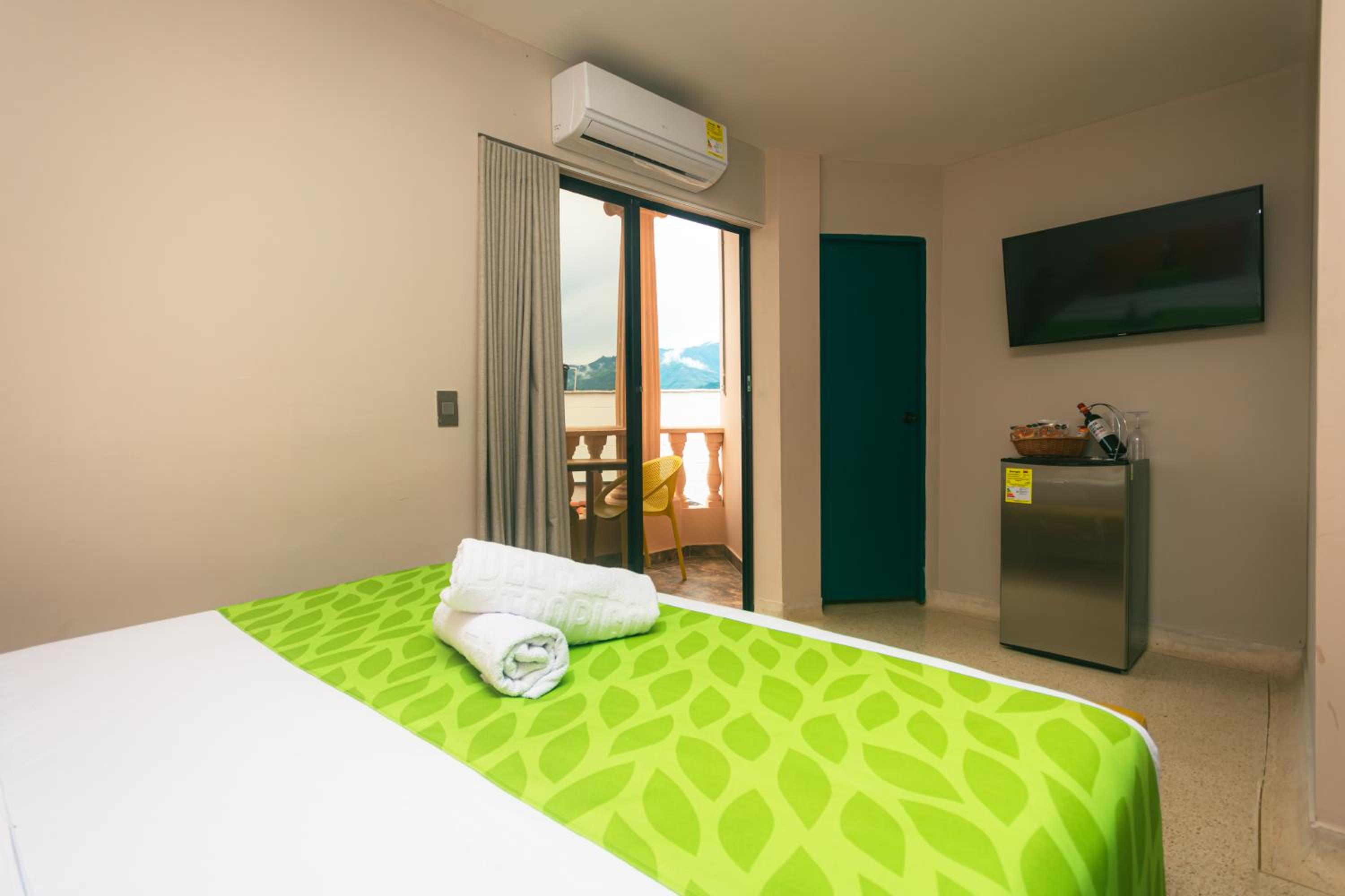 Double Room with Balcony photo 3