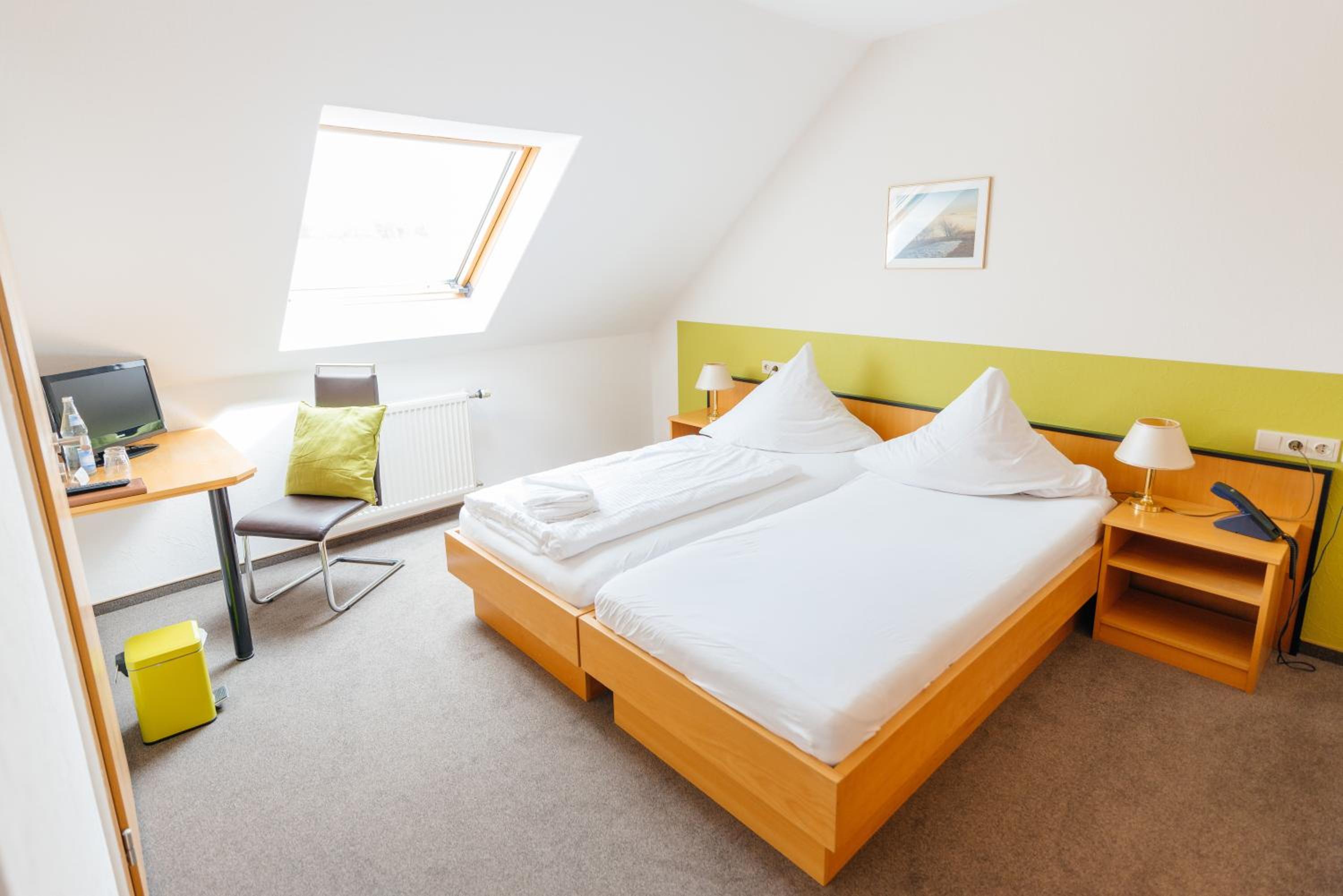 Standard Double Room - Photo 1