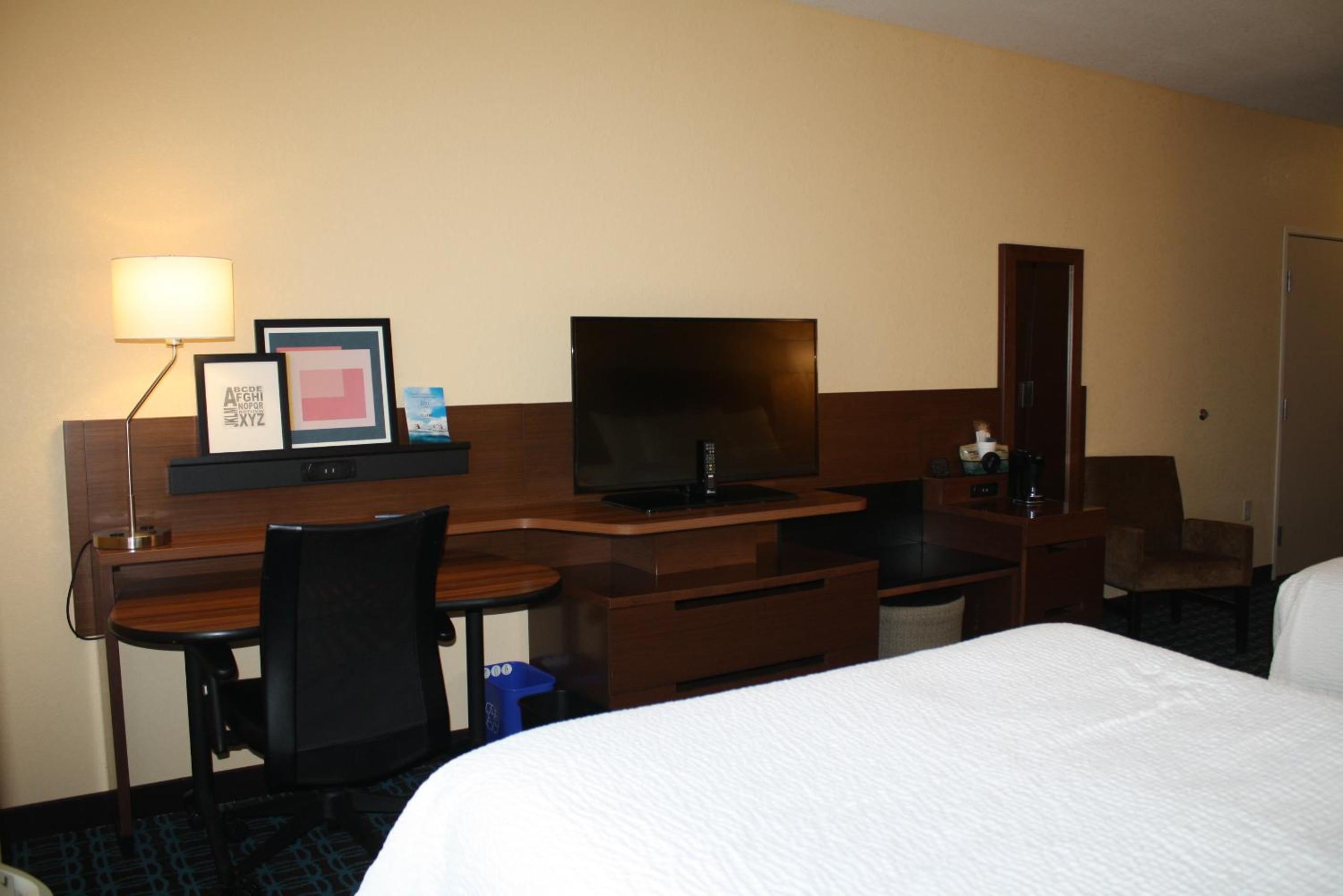 Queen Room with Two Queen Beds - Hearing Accessible photo 1