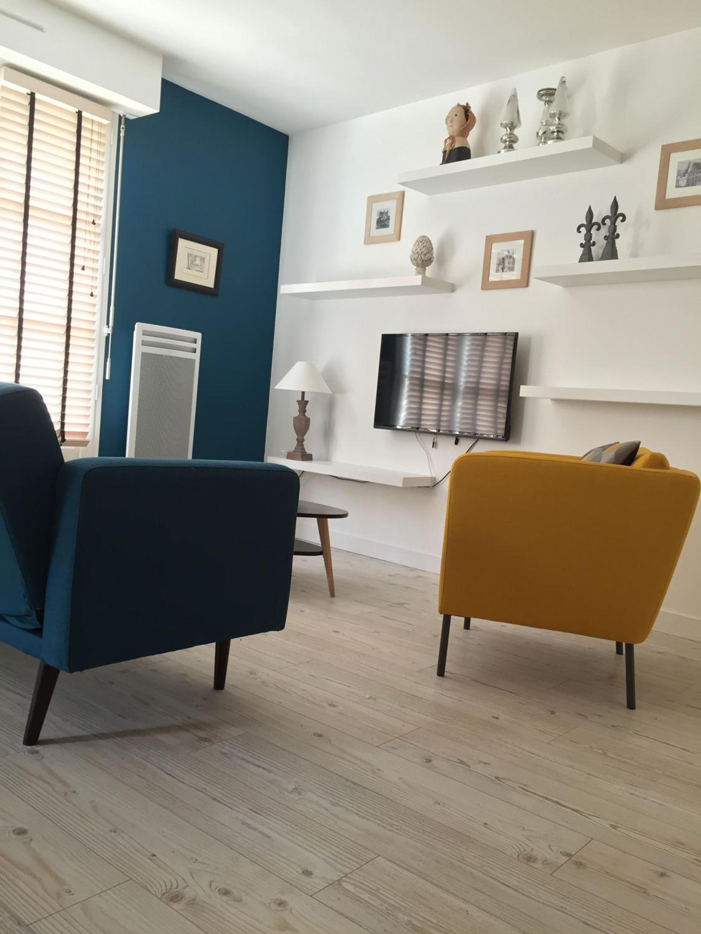 Apartment (1-2 Adults)