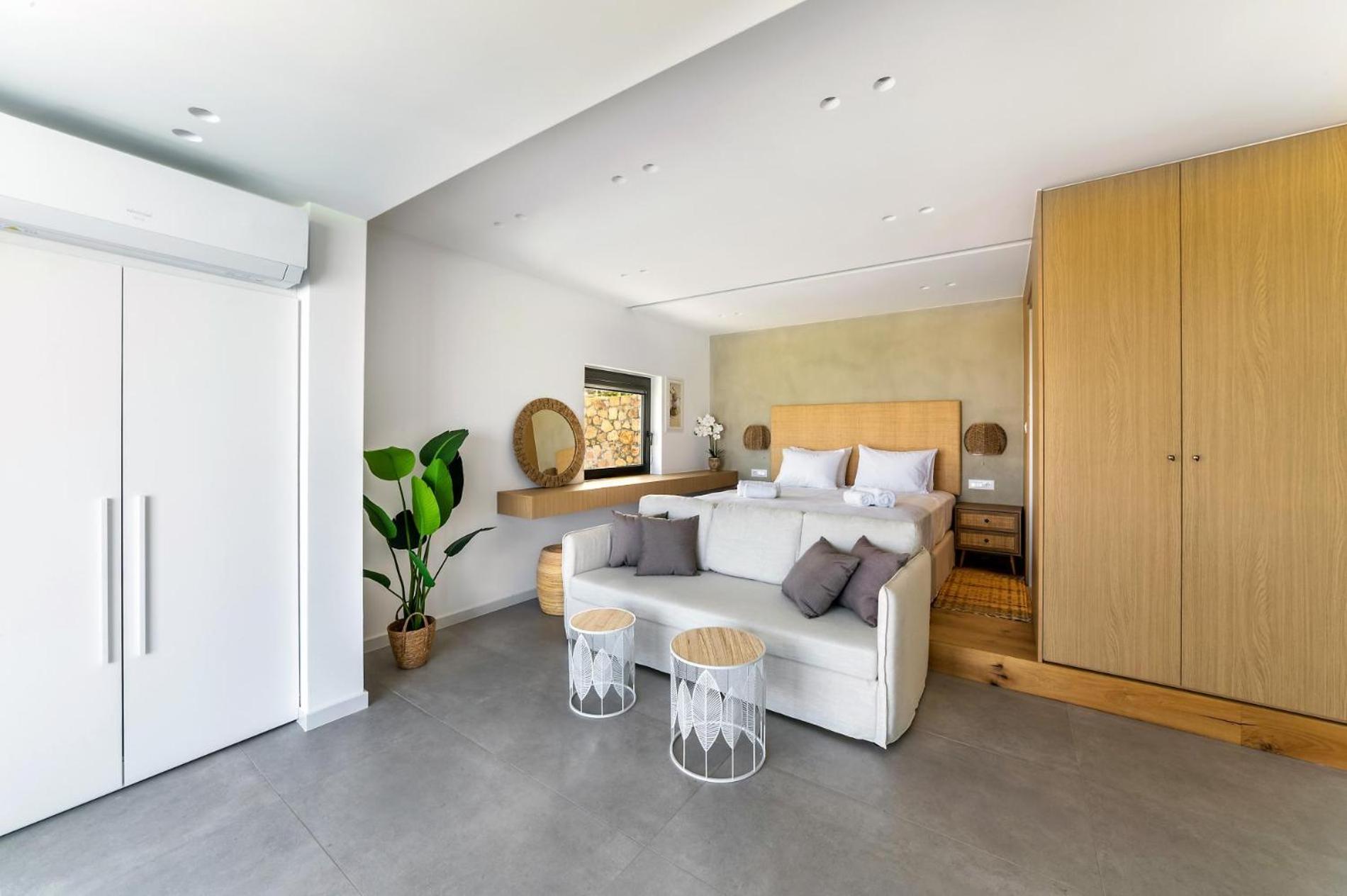 Villa photo 3