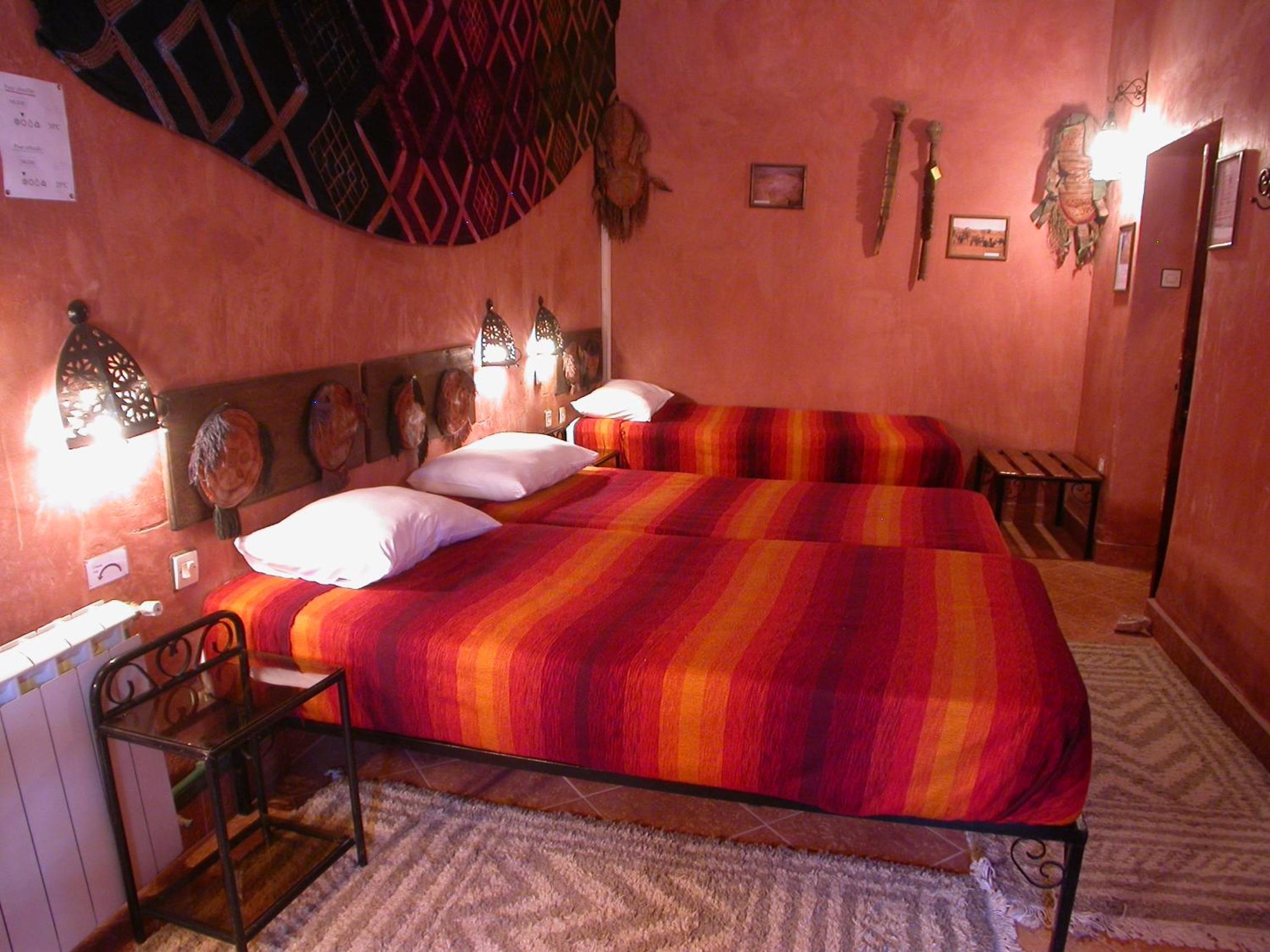 Standard Triple Room - Photo 6