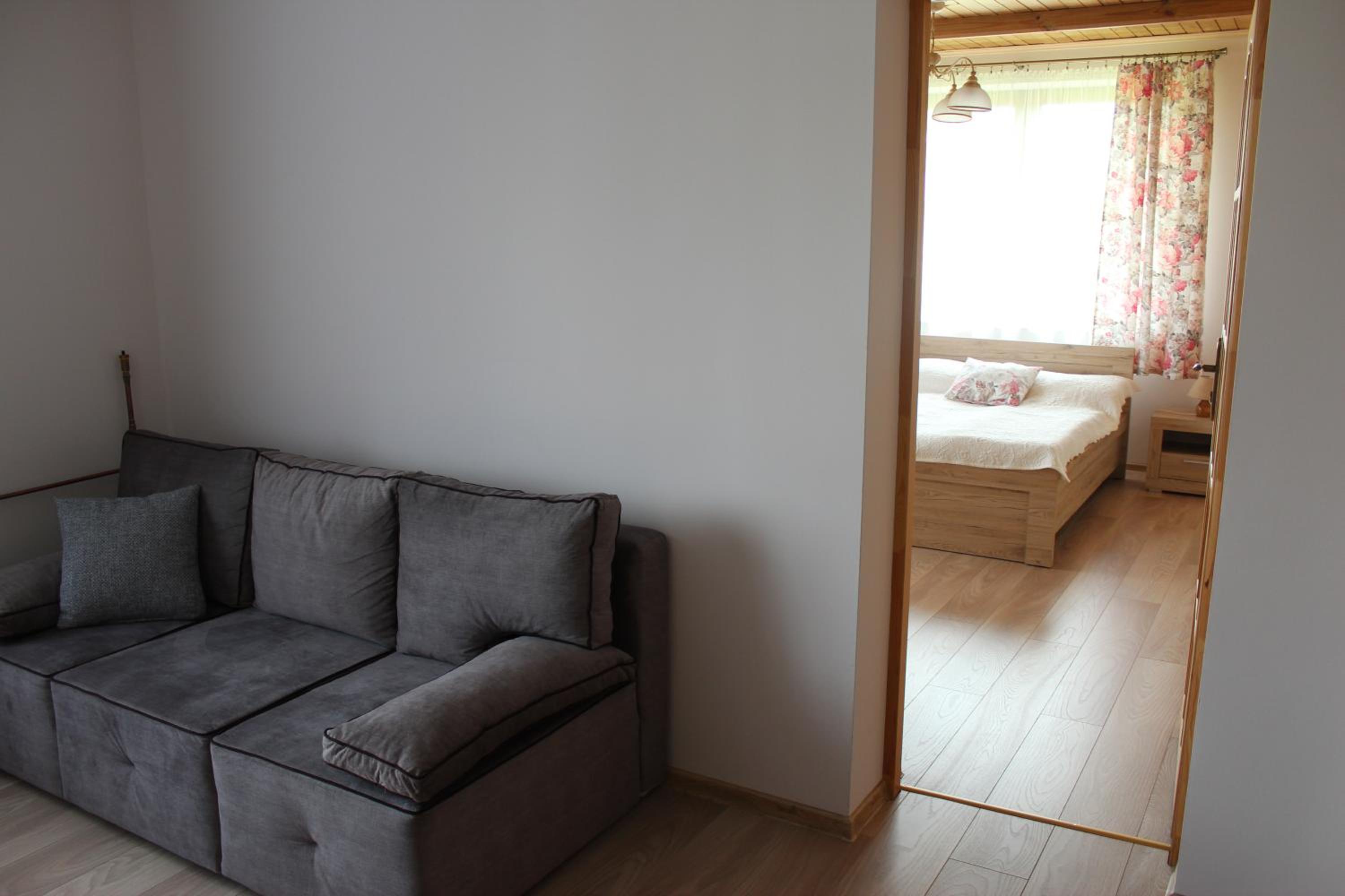One-Bedroom Apartment photo 2