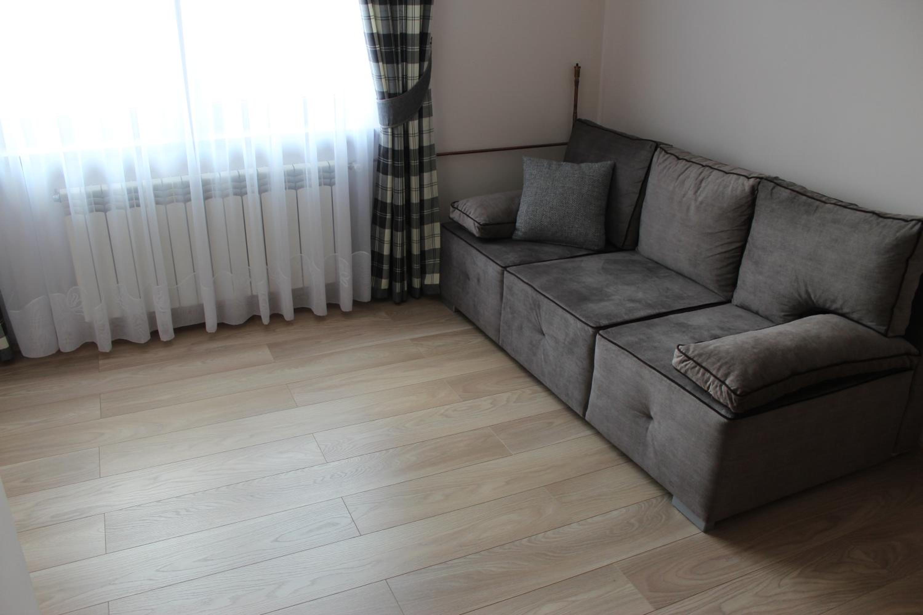 One-Bedroom Apartment photo 3