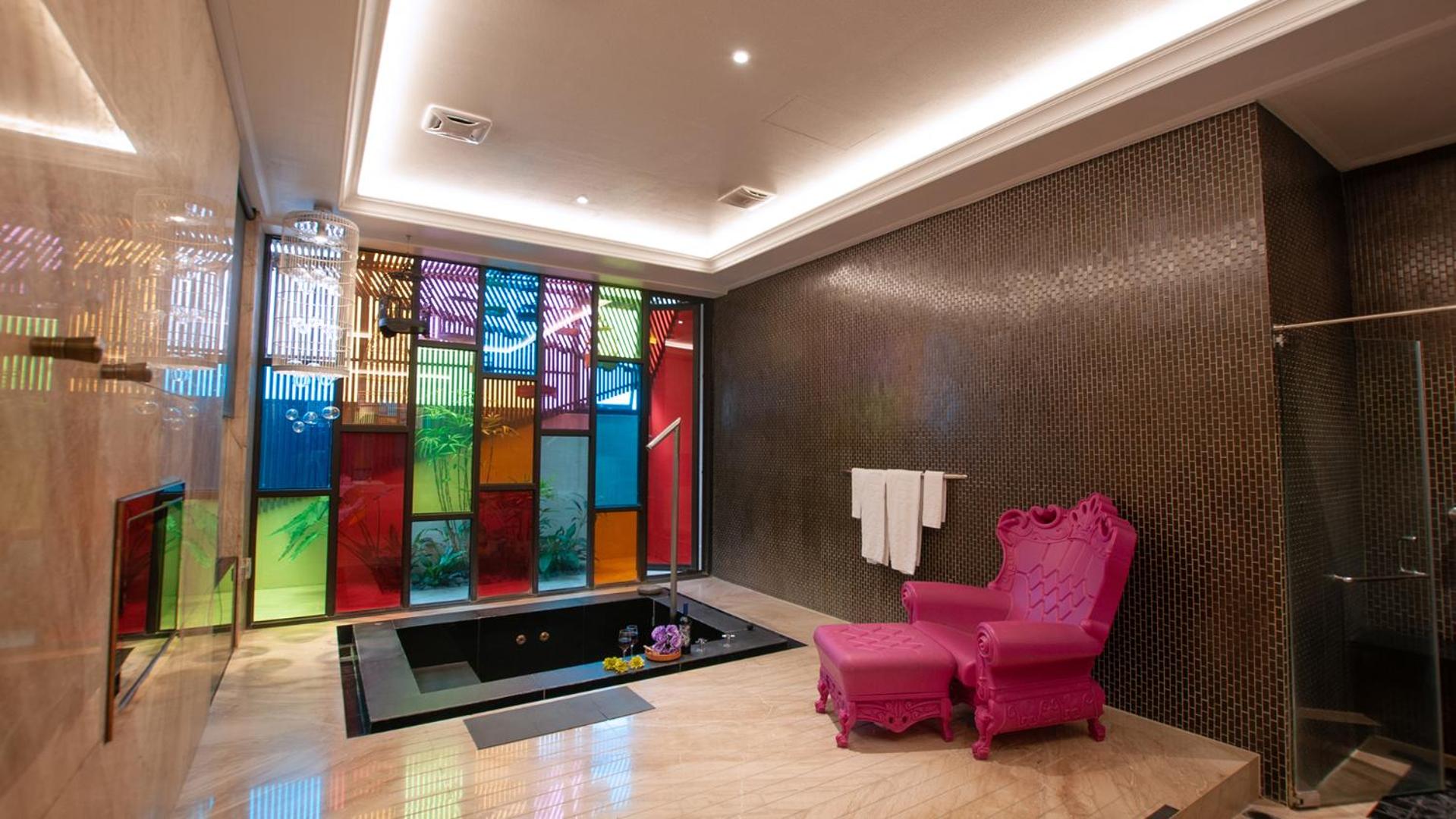 Standard Double Room (Check-in after 22:00)