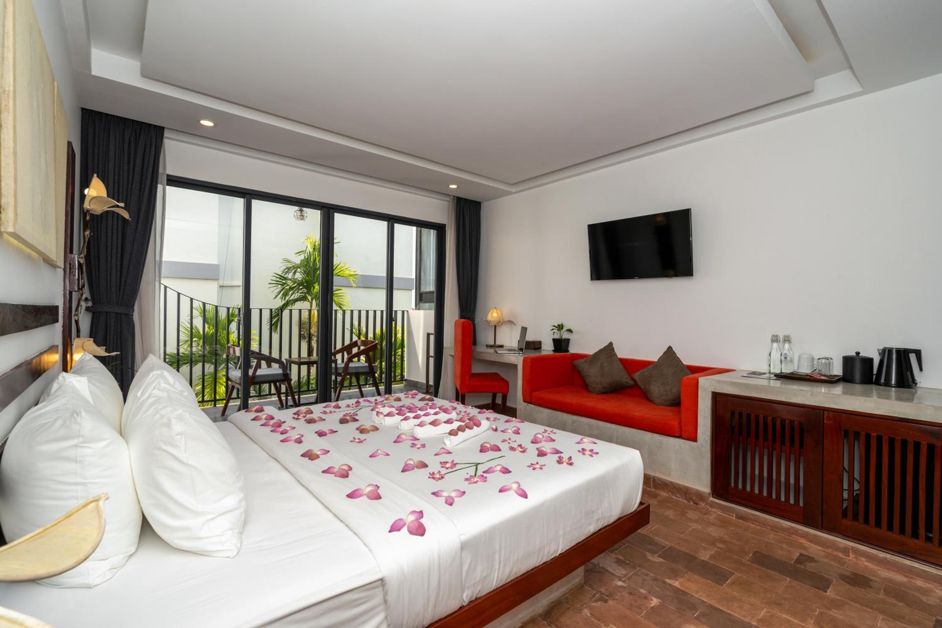 Deluxe King Room