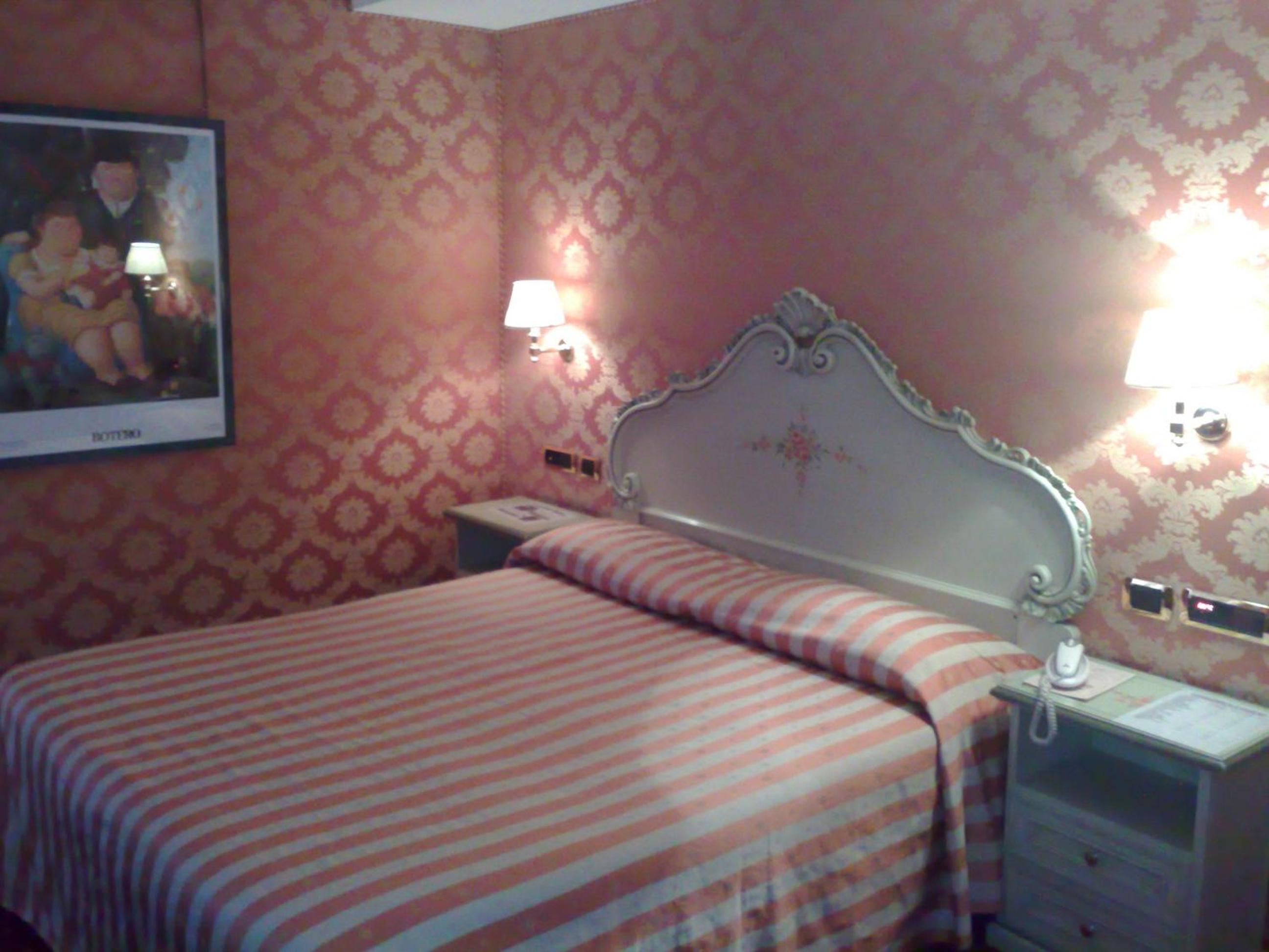 Standard Double Room photo 3