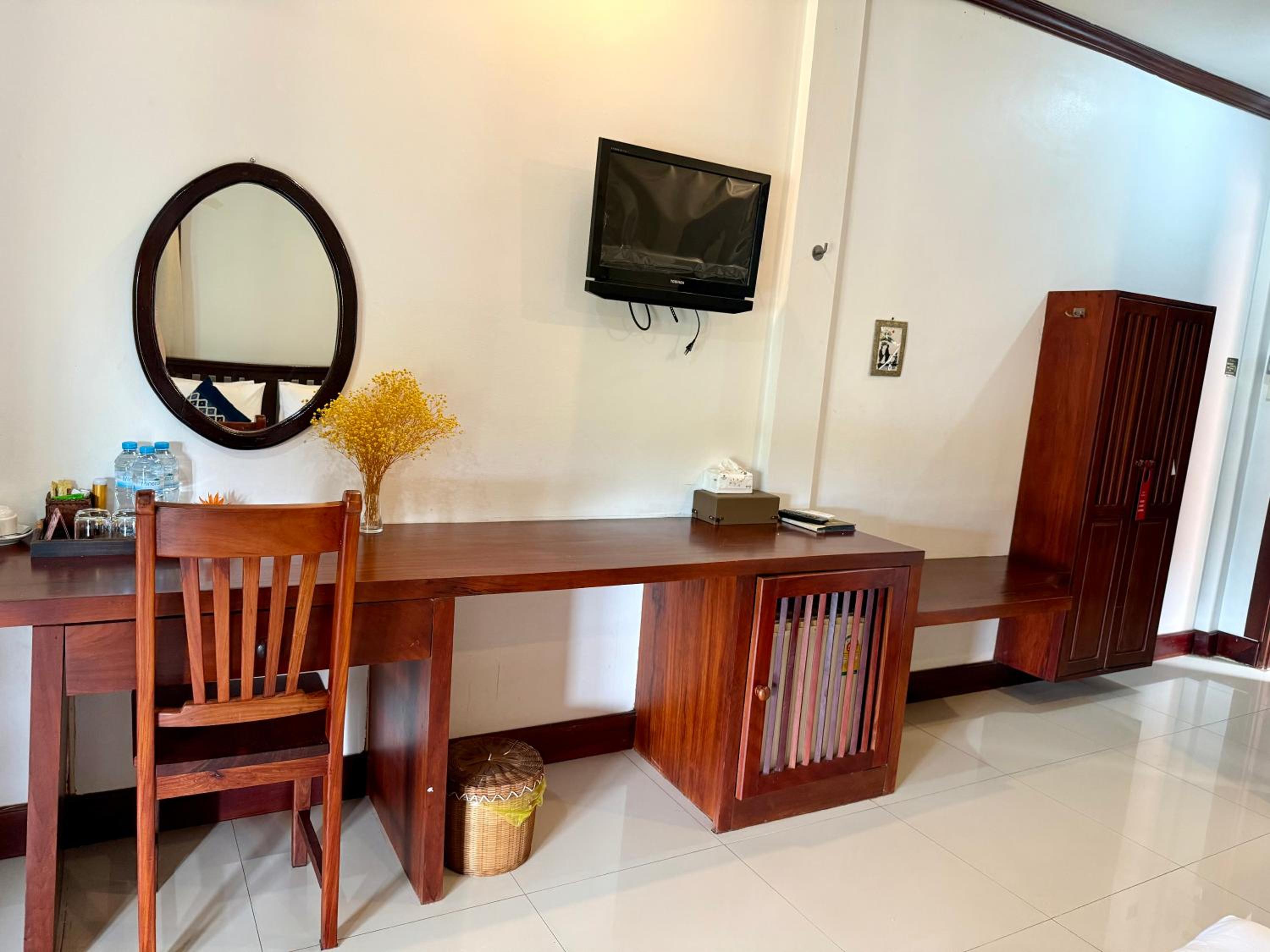 Deluxe Family Room - Photo 6