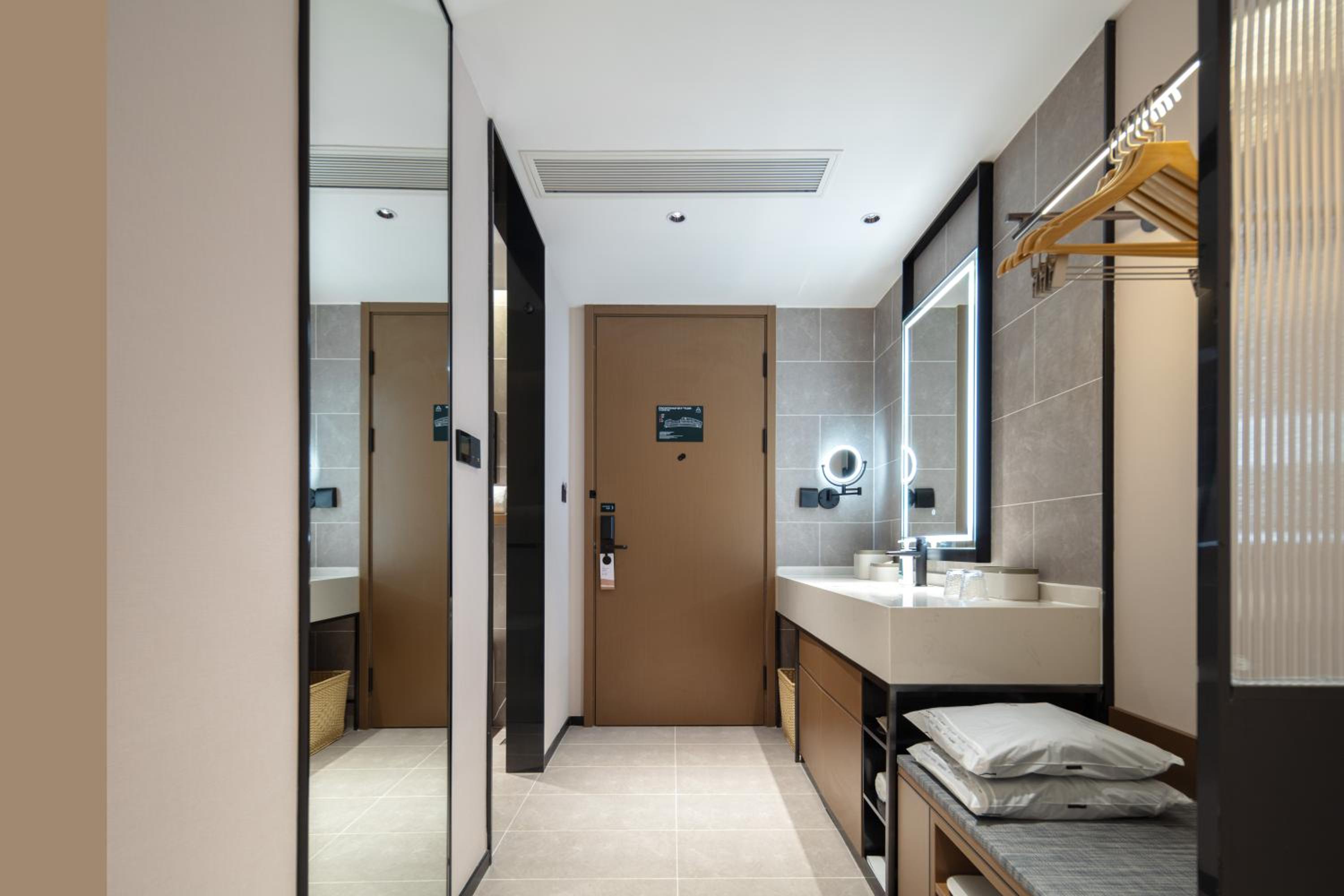 Jimu Twin Room