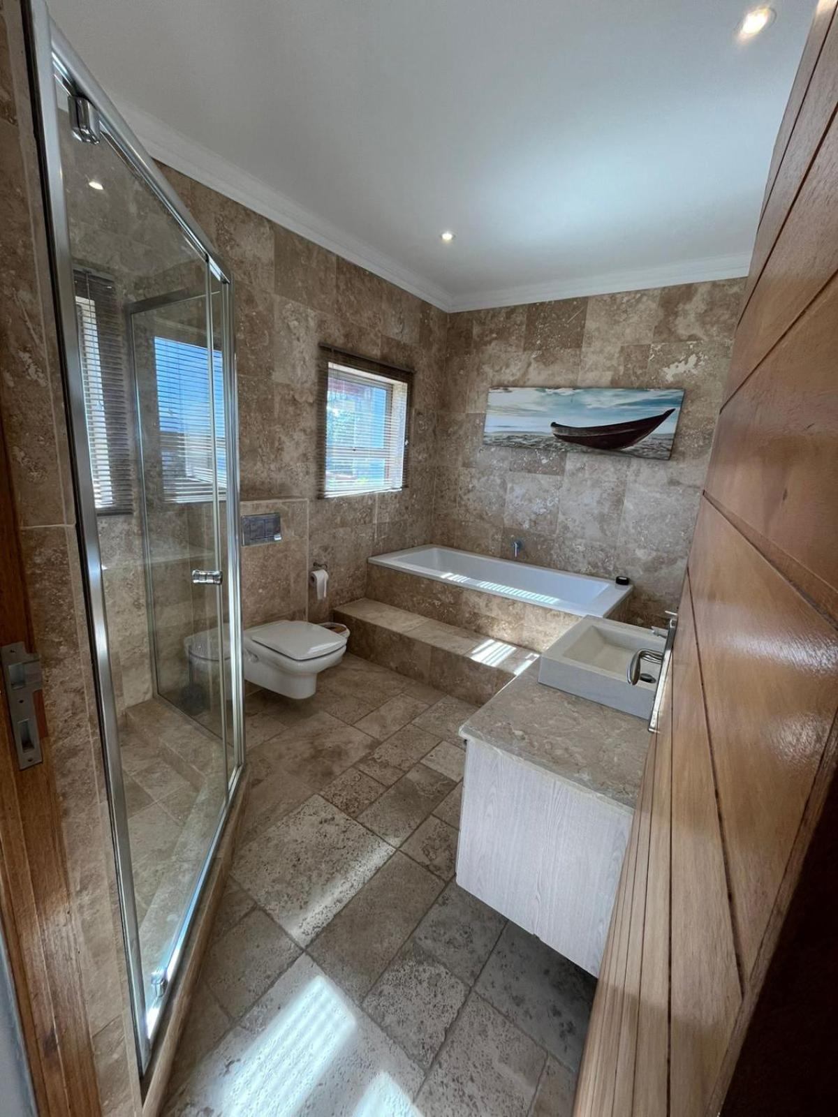 Family Suite photo 3