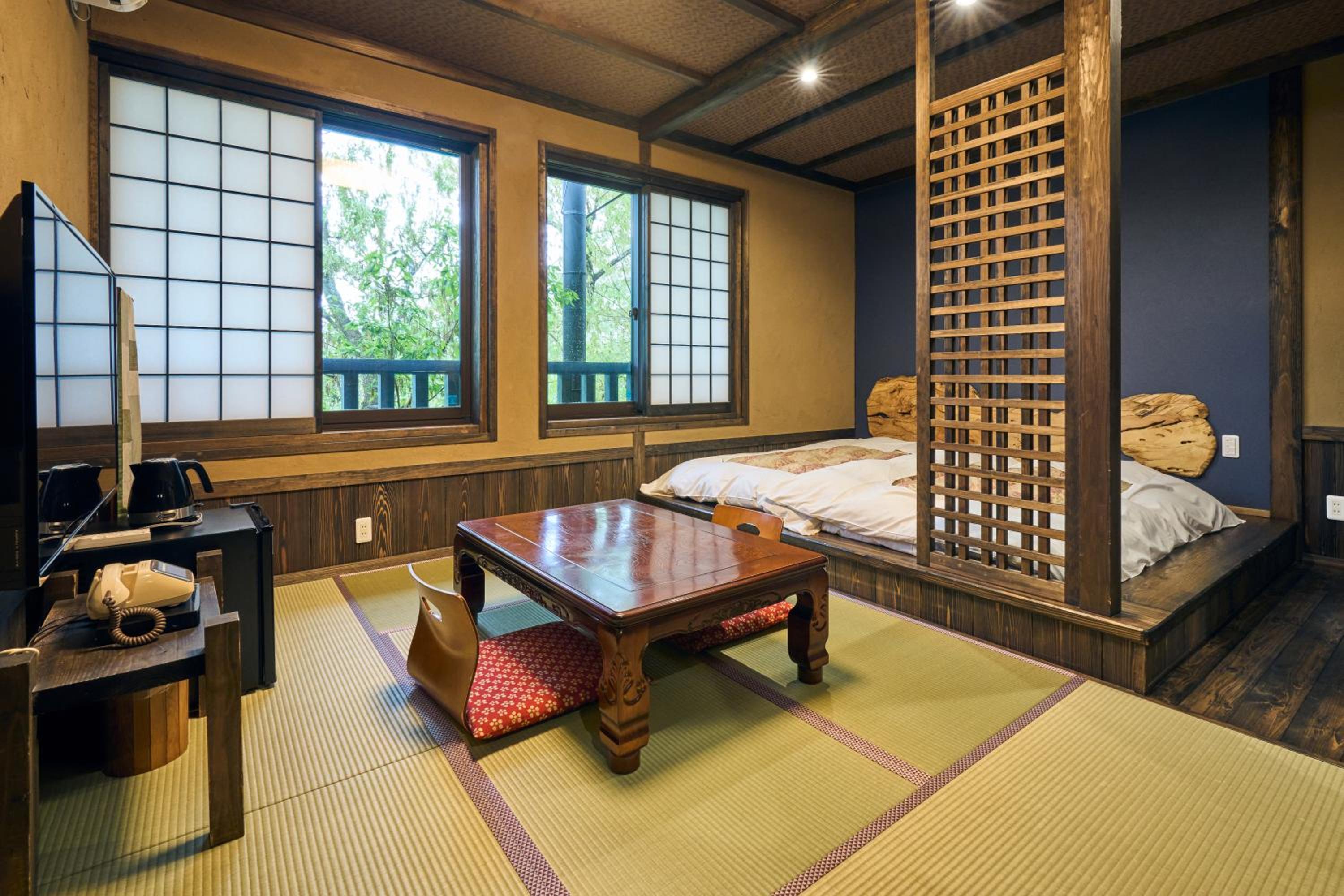 Japanese-Style Room