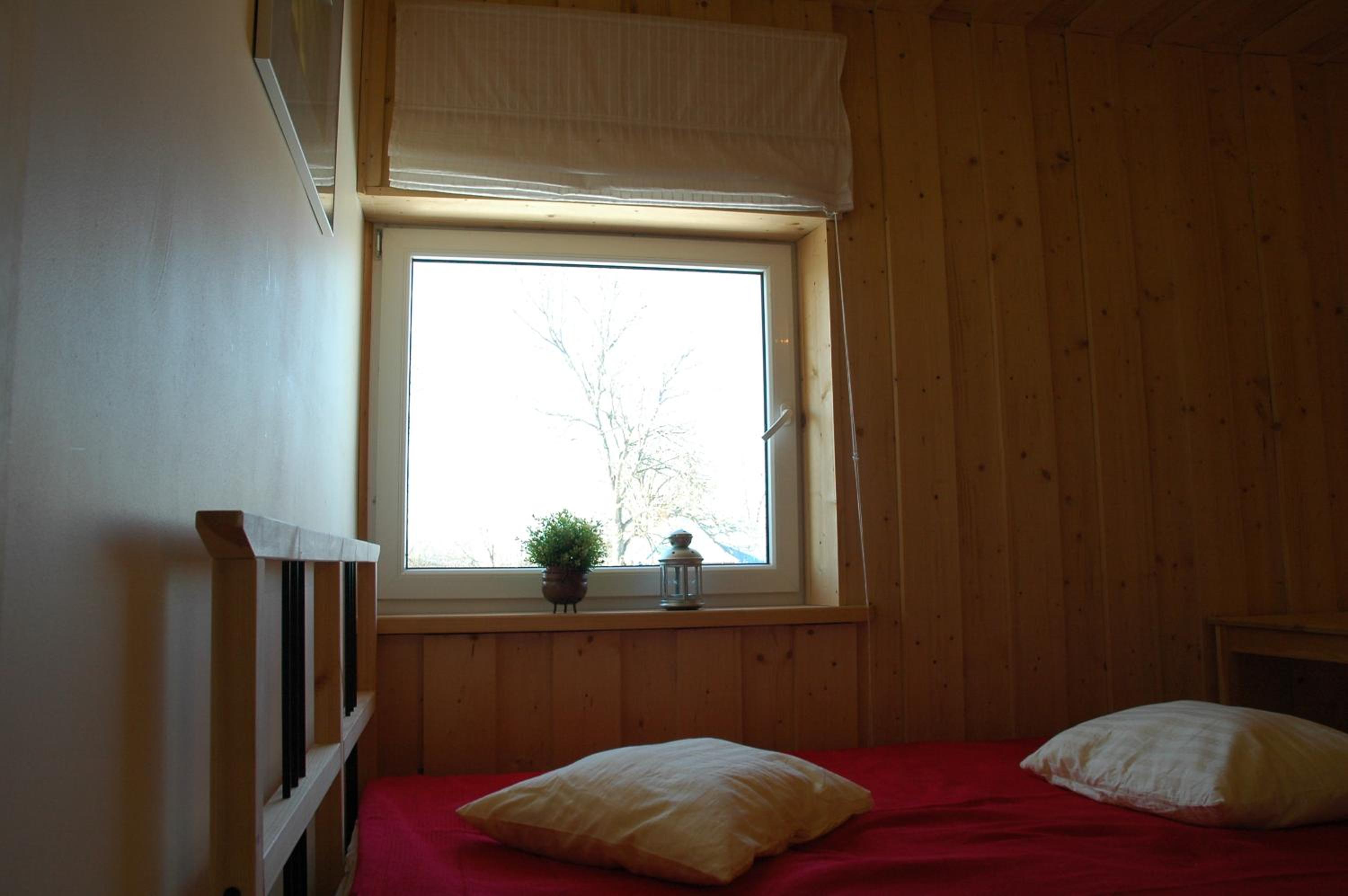 Quadruple Room with Bathroom - Photo 8