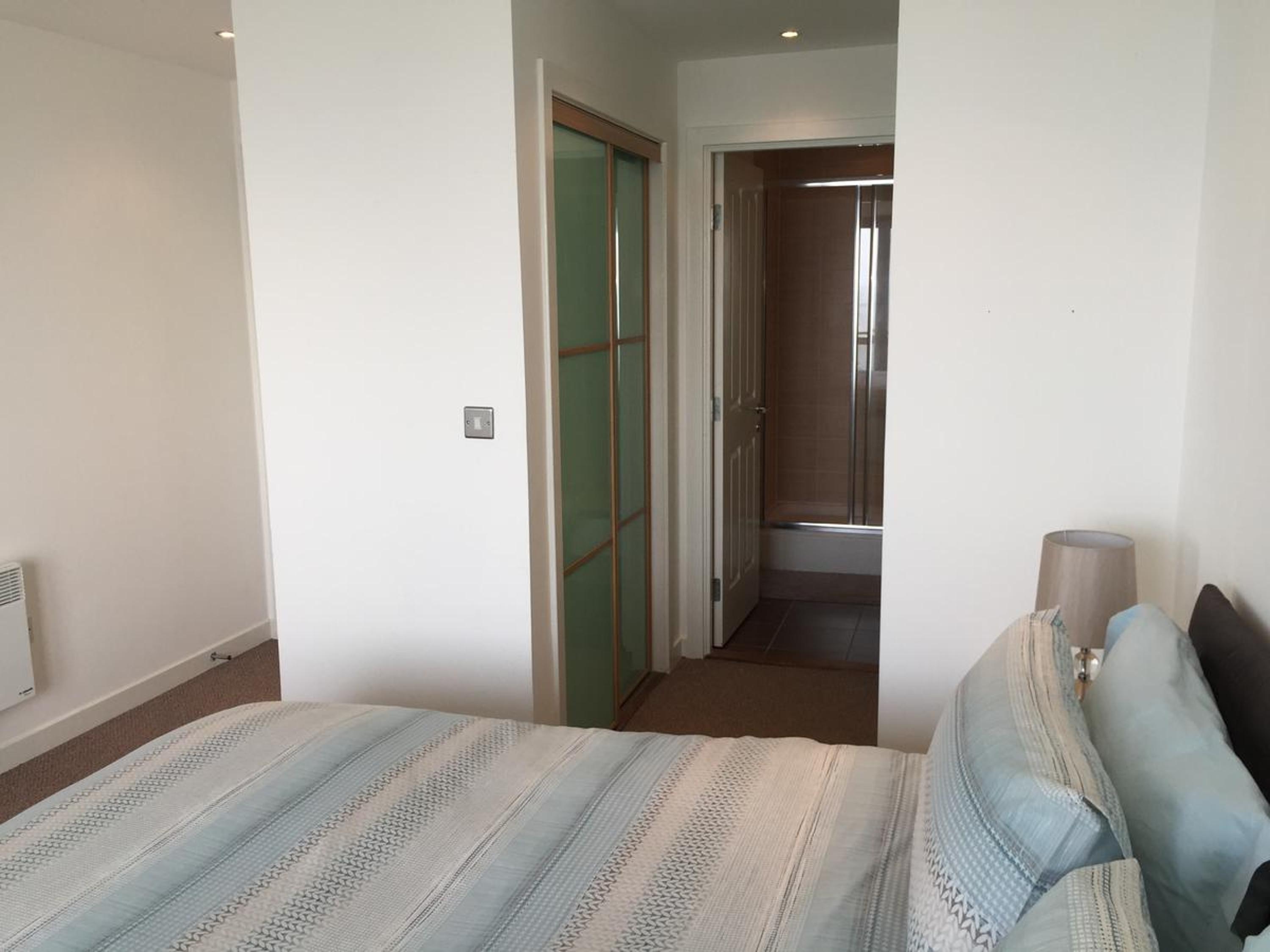 Luxury Apartment with Sea View and Balcony - Photo 31