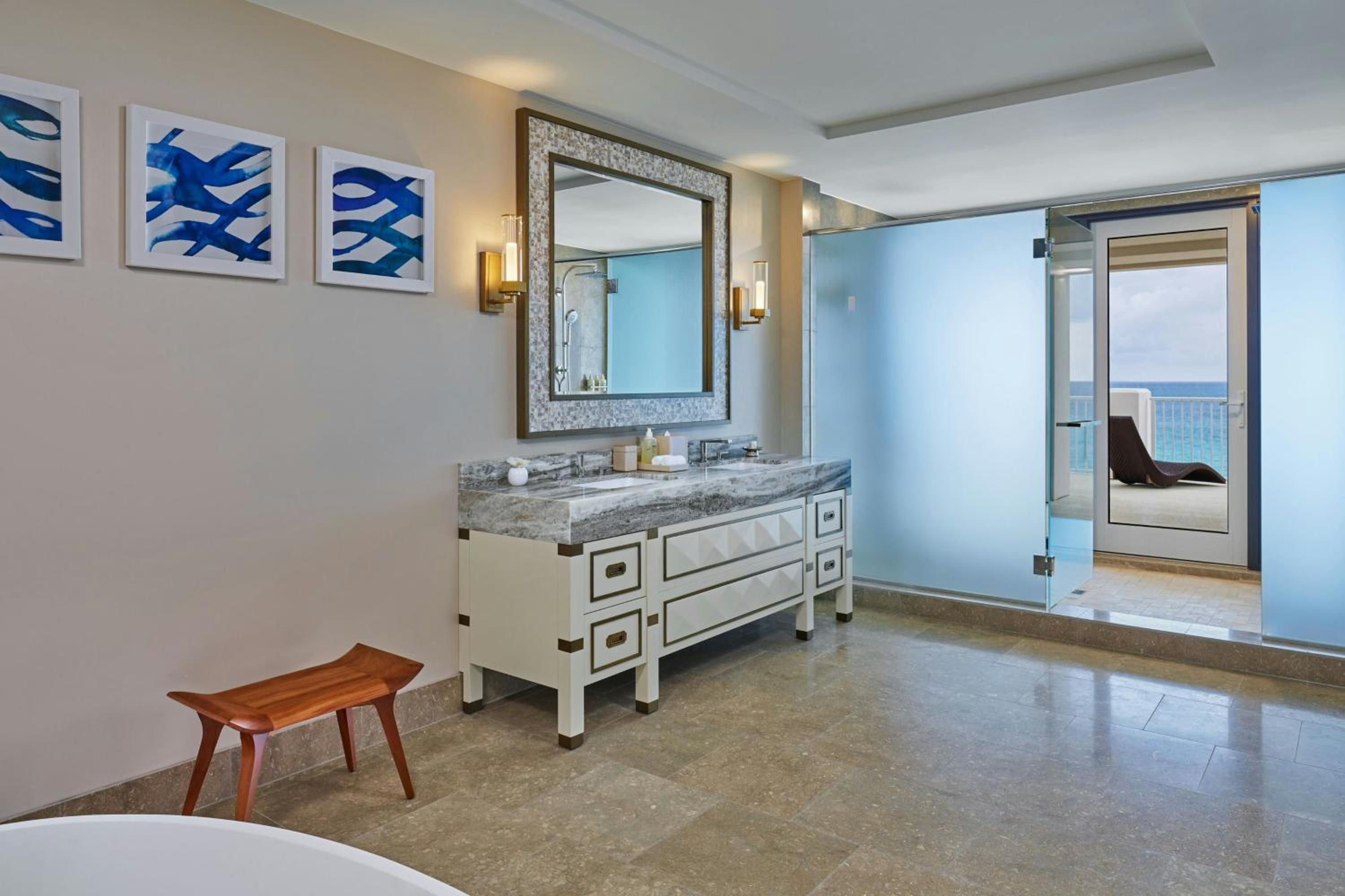 John Jacob Astor Suite, 1 Bedroom Suite, 1 King, Oceanfront, Balcony