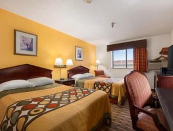Studio Suite with Two Double Beds - Non-Smoking - Photo 1