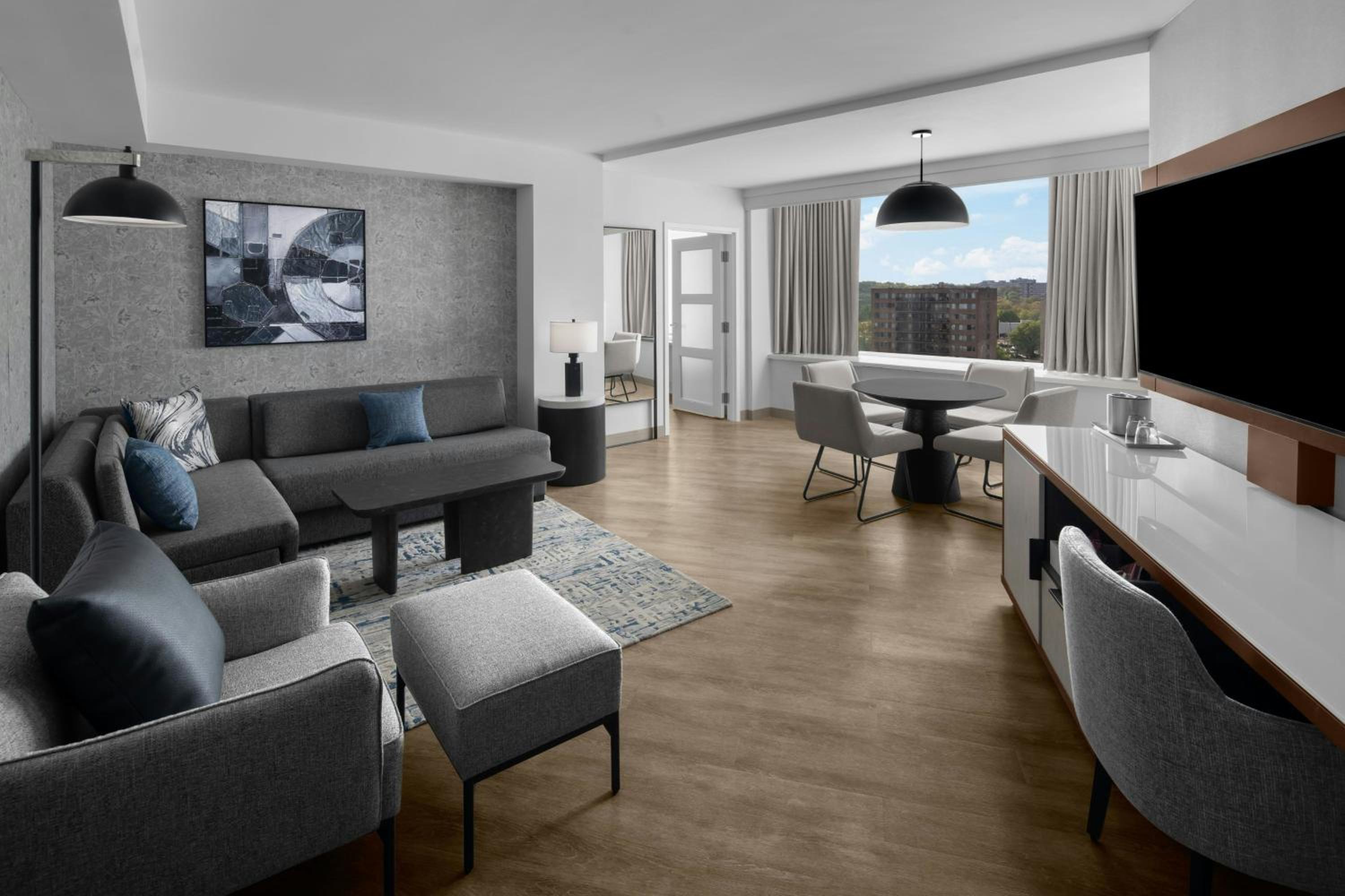 One-Bedroom King Suite with Sofa Bed  - Photo 1