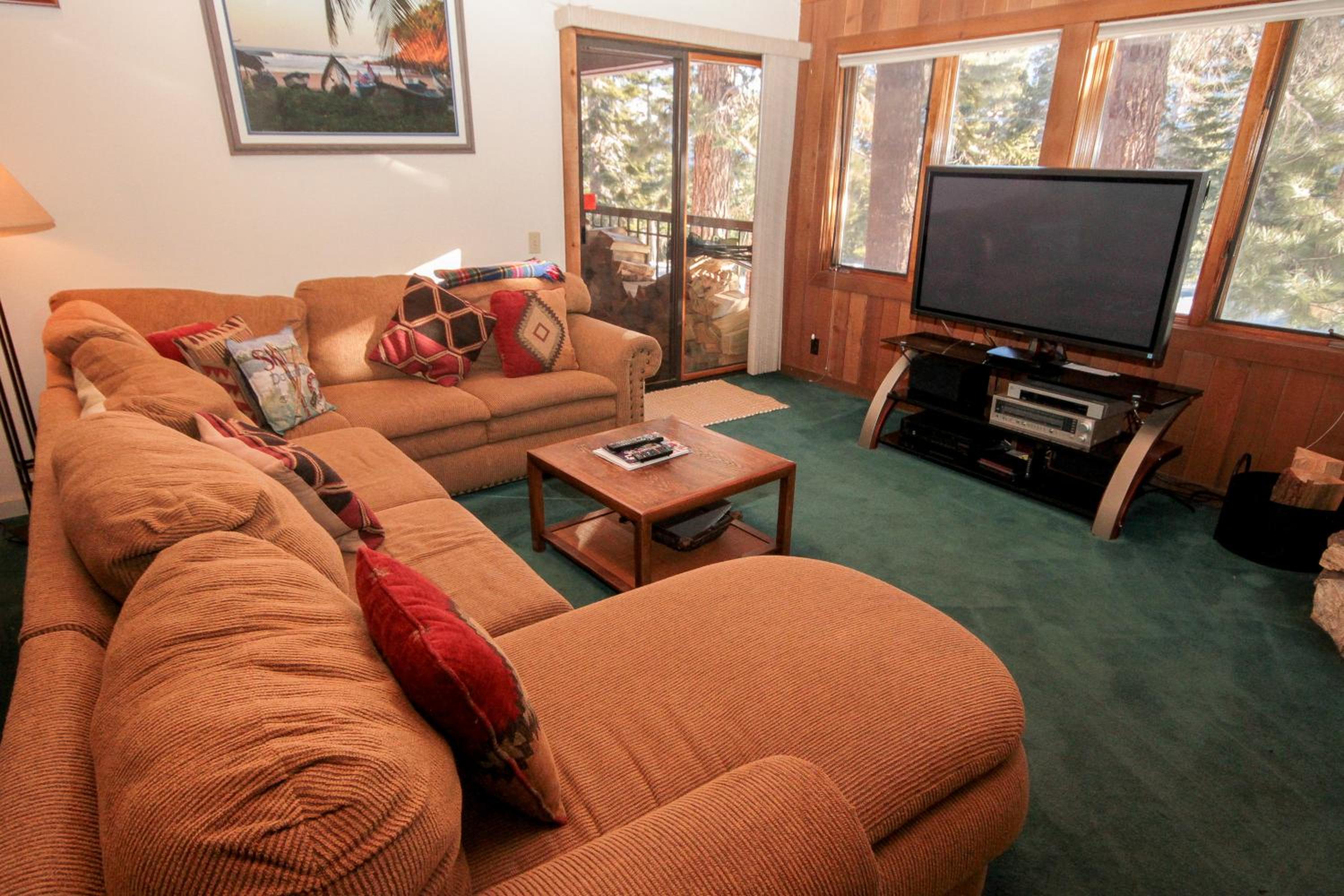 Apartment photo 1