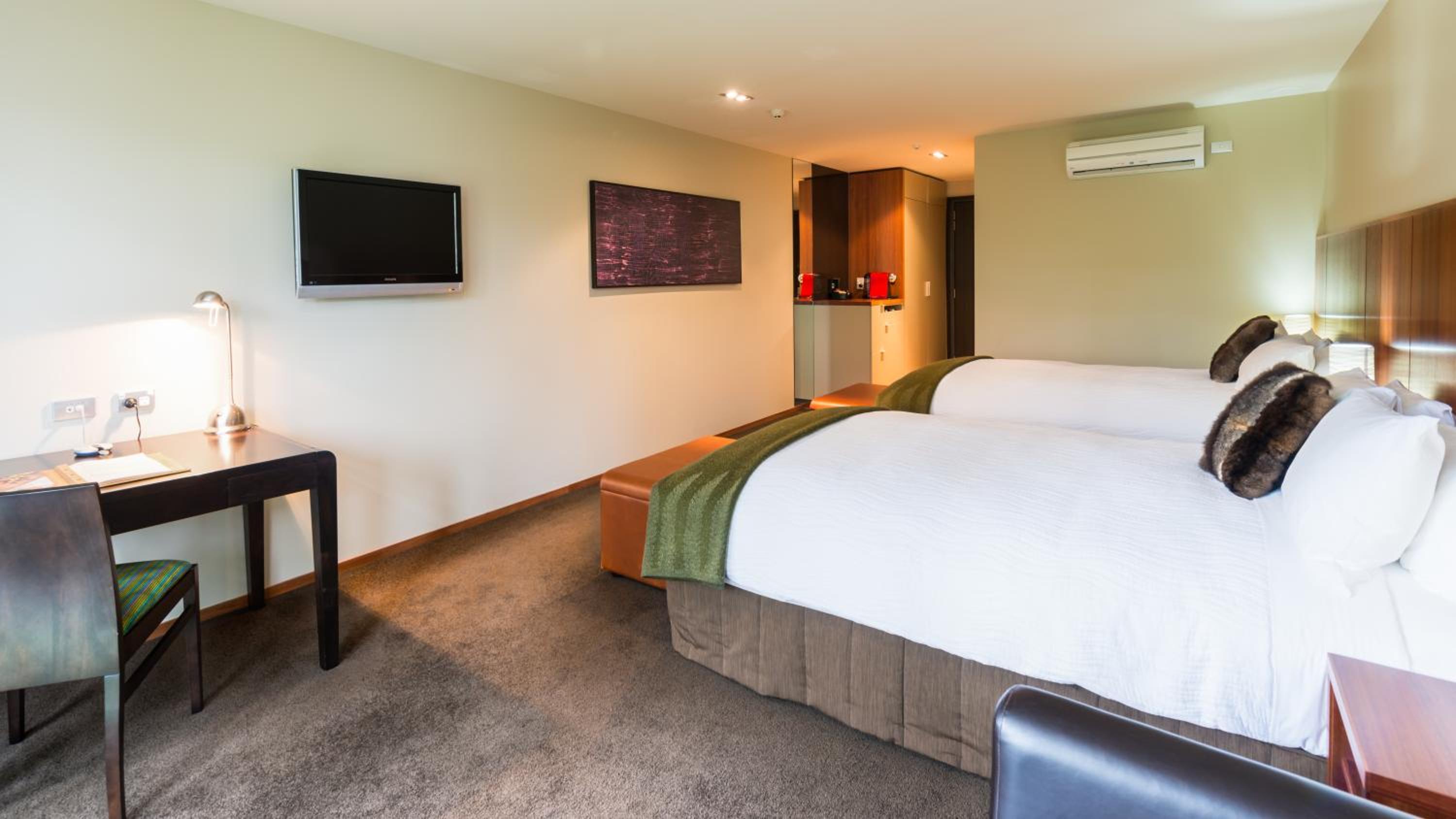 Deluxe Twin Room - Photo 5