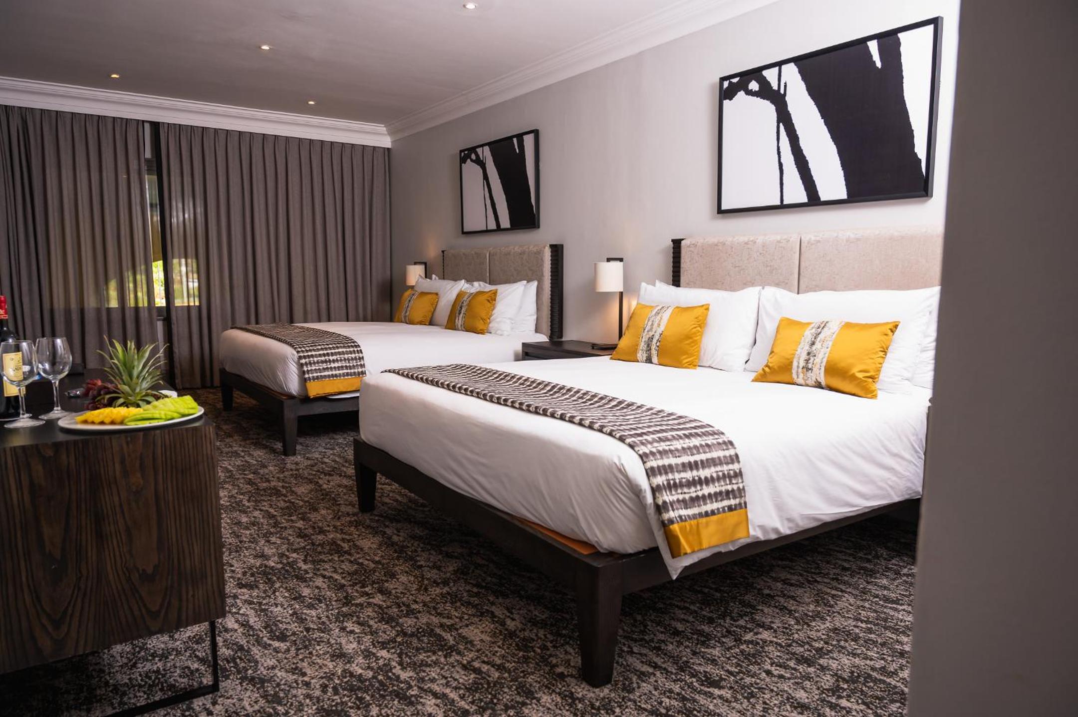 Deluxe King Room