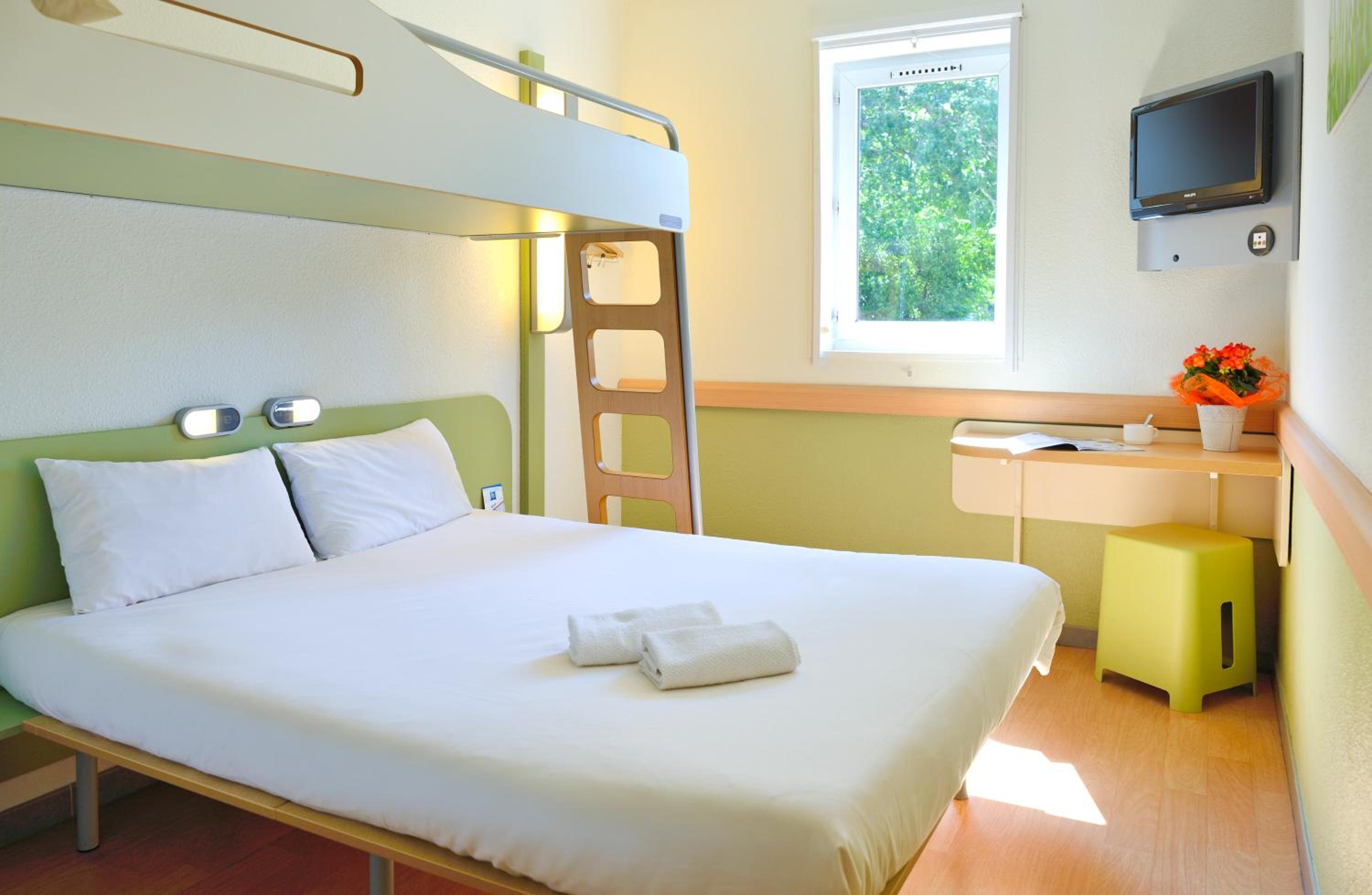 Double Room with Bunk Bed
