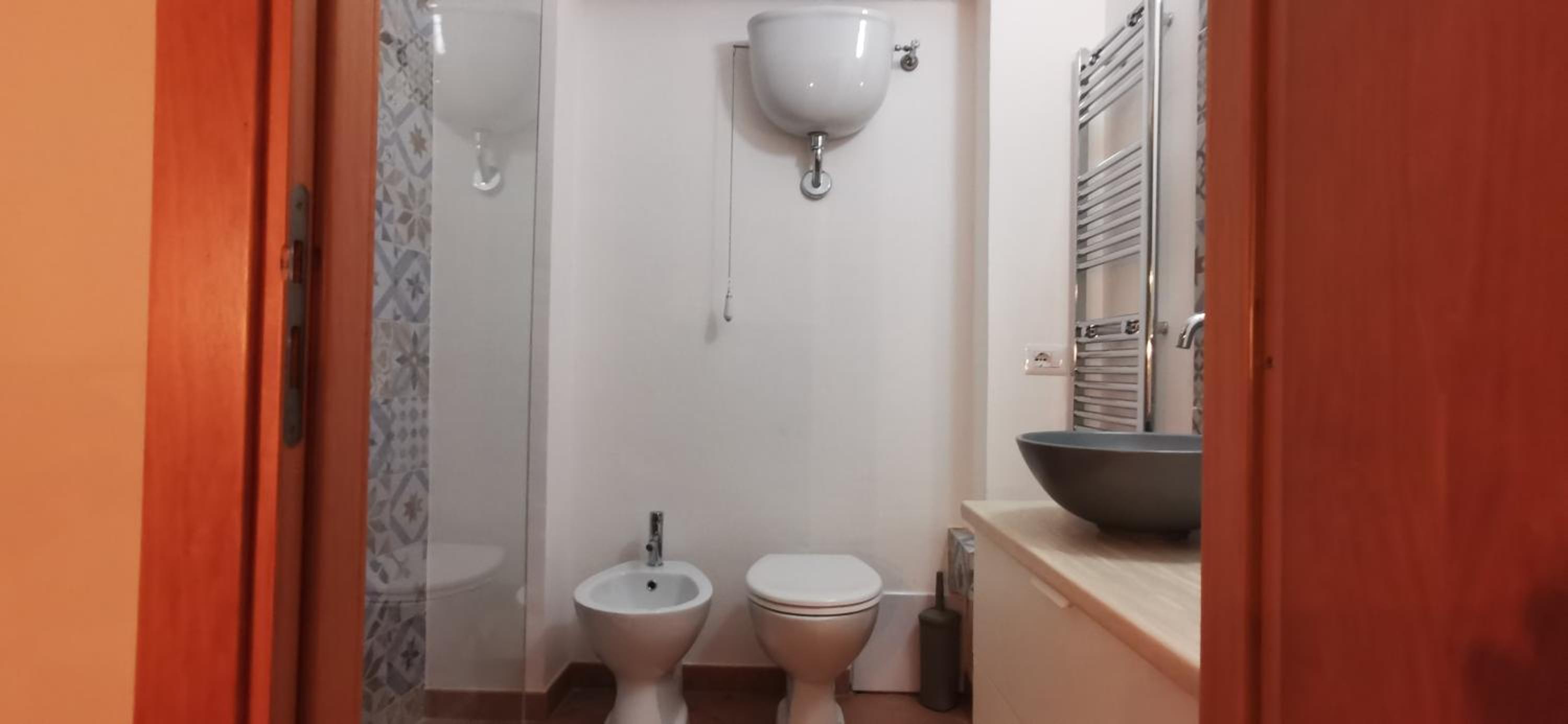 Quadruple Room with Balcony - Photo 8