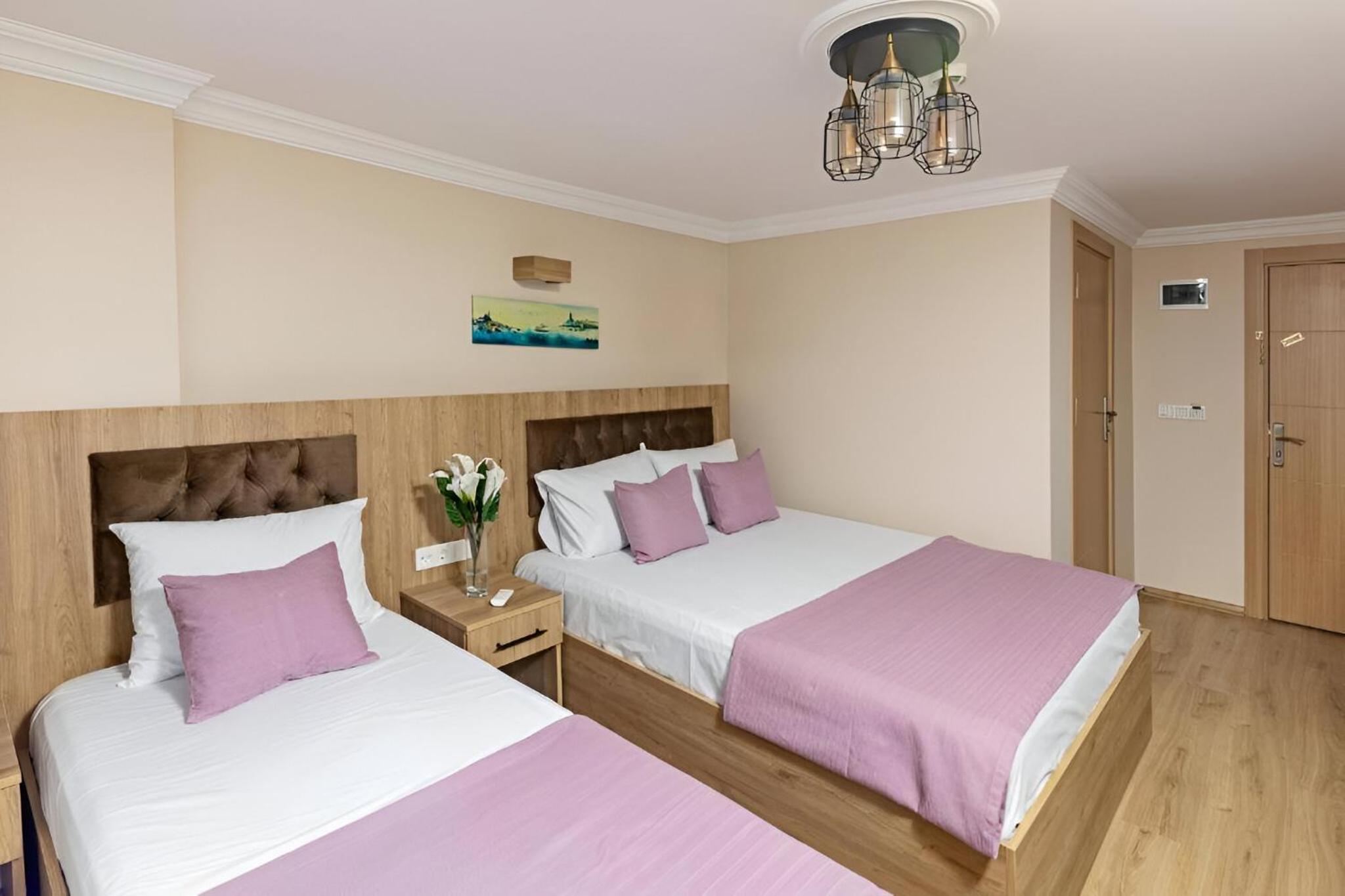 Triple Room photo 2